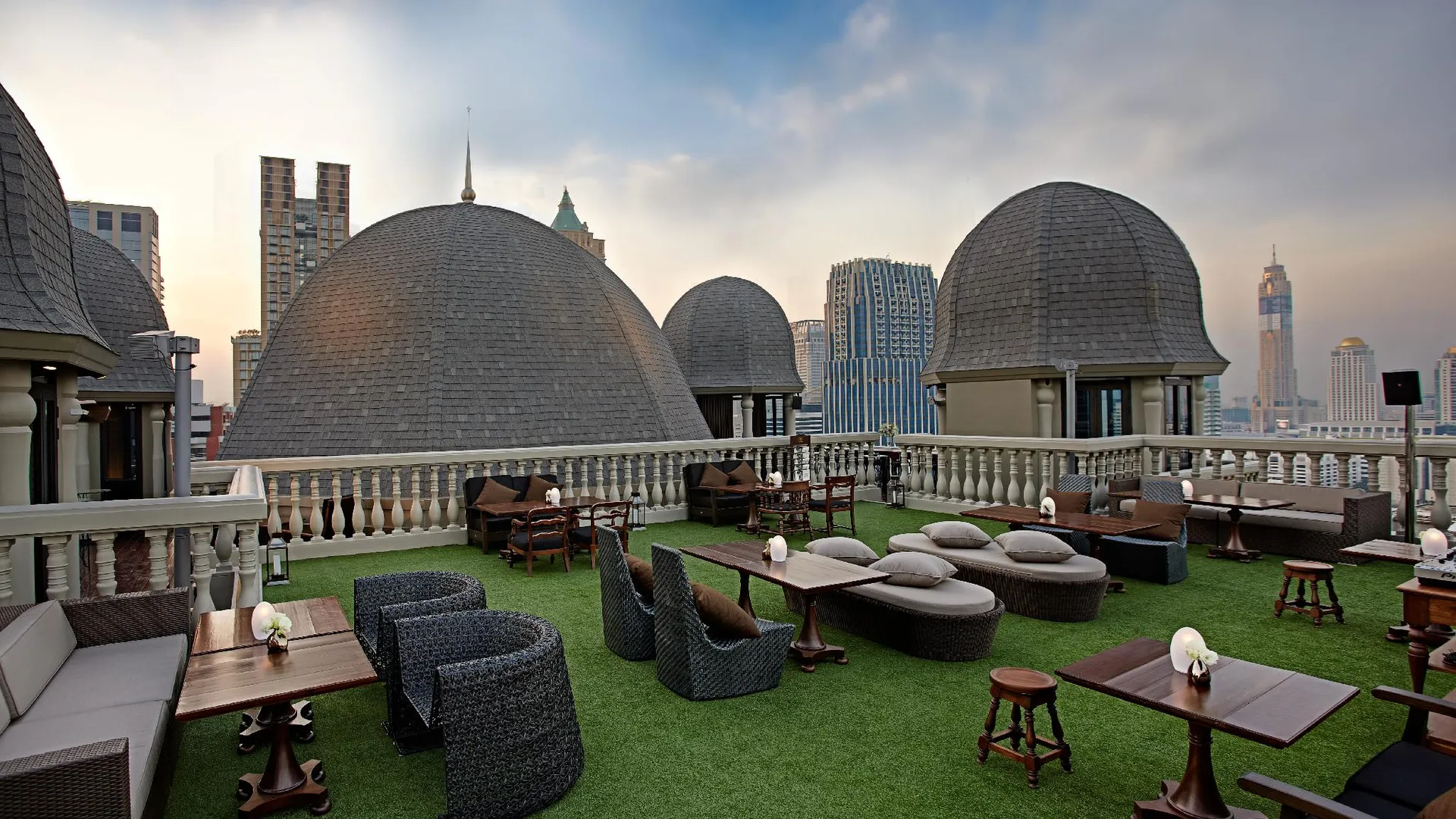 방콕 호텔 뮤즈 방콕, 오토그래프 컬렉션 5성급 호텔 부대시설