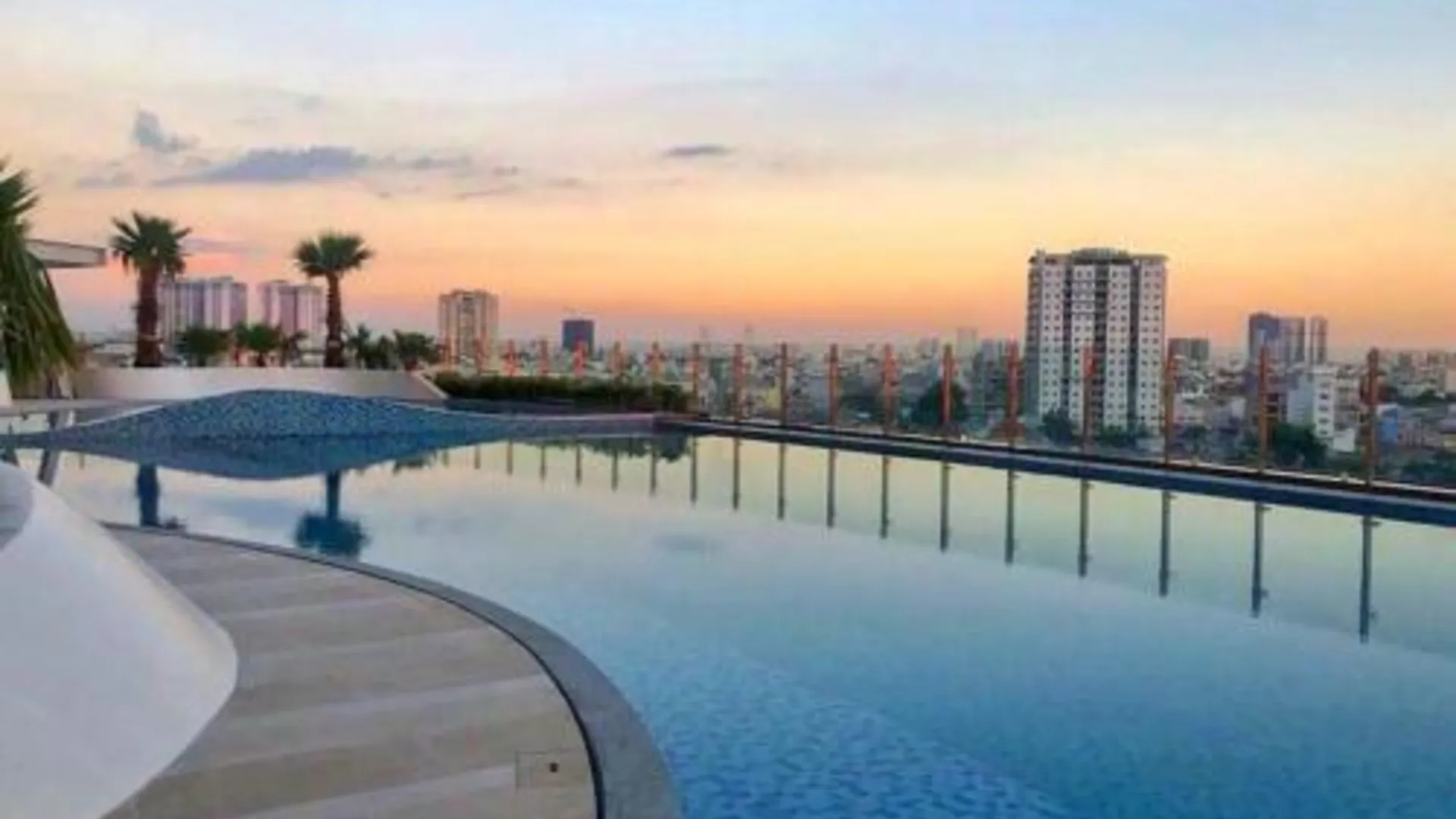 호치민 지니어스 사이공 - 선라이즈시티뷰 디스트릭트 7 4성급 호텔 로비