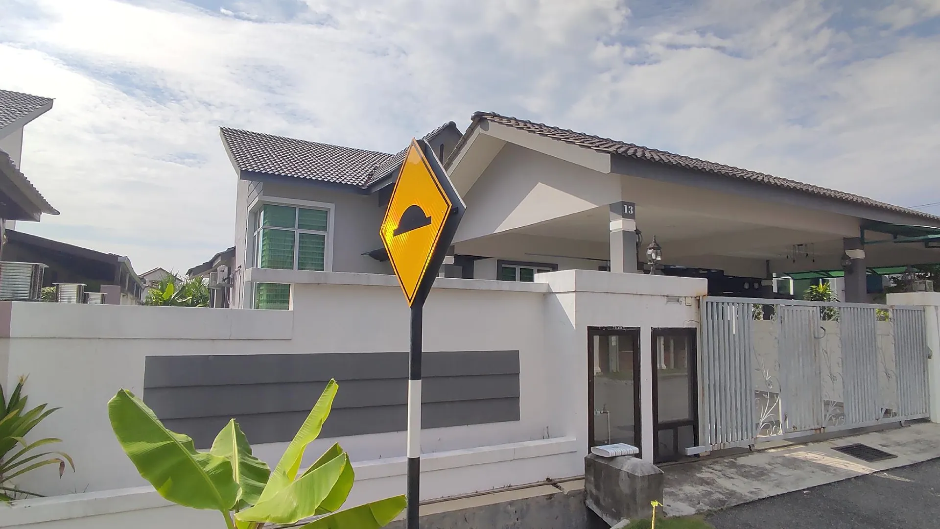 말라카 멜라카텡가의 프라이빗 하우스 (1400m², 침실 4개, 프라이빗 욕실 2개) 3성급 싱글룸 객실