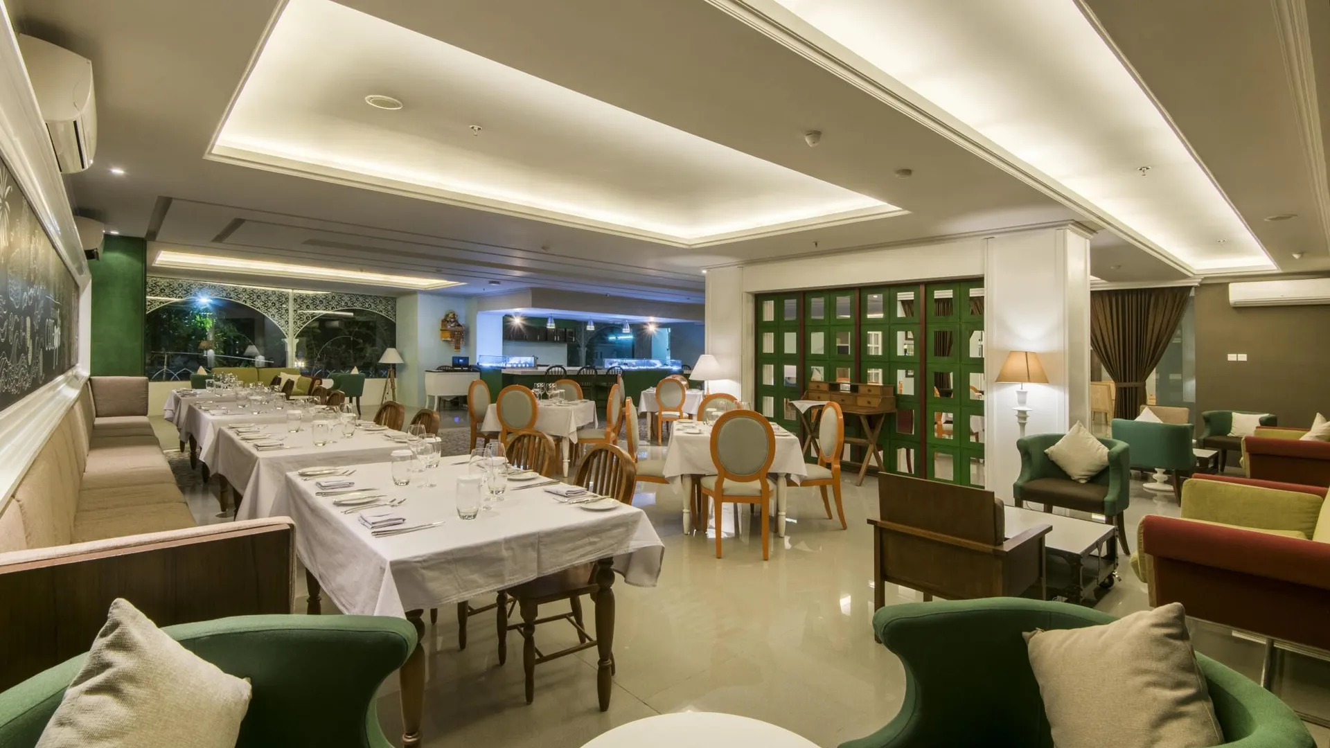 발리 옌스 하우스 호텔 3성급 호텔 스위트룸