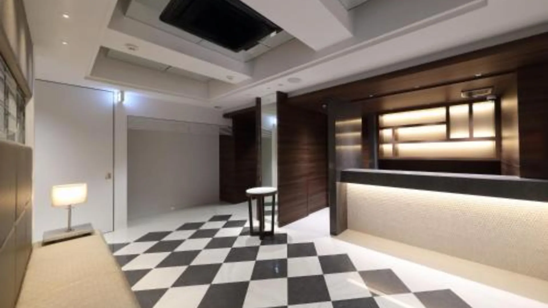 오사카 호텔 사쿠라스위트 오사카 2성급 호텔 로비