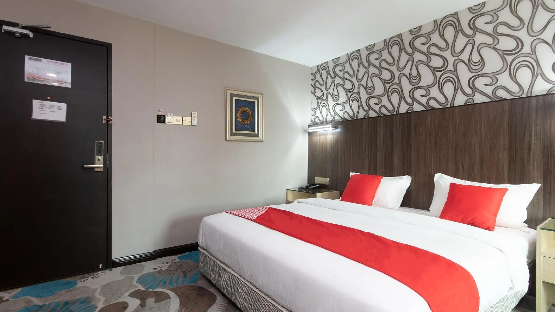 케닌가우 슈퍼 OYO 89375 리젠트 호텔 3성급 호텔 스위트룸