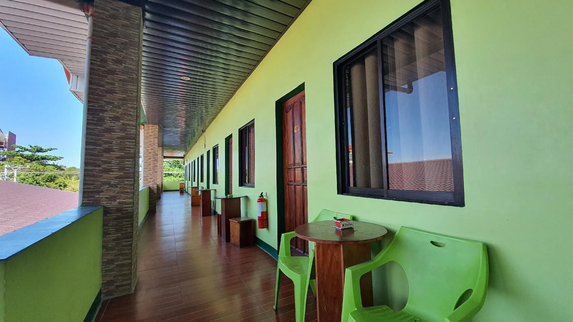 세부 AOSMEC 스퀘어 호텔  2성급 호텔 수영장