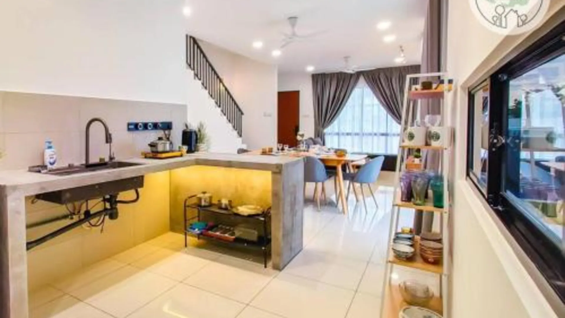 조호바루 / 조호르바루 테브라우의 프라이빗 하우스 (100m², 침실 4개, 프라이빗 욕실 3개) 4성급 게스트하우스 수영장