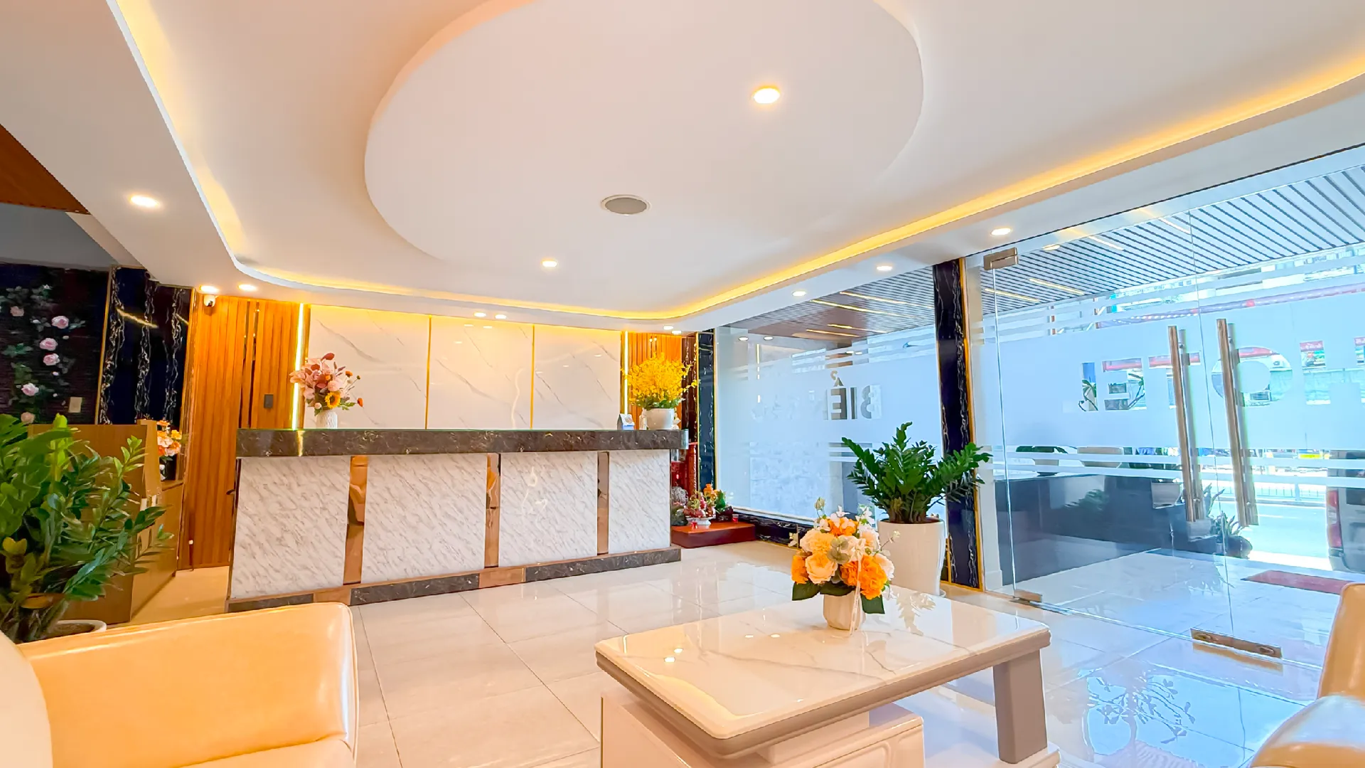 호치민 비엔사오 호텔 즁꽝함 3성급 호텔 로비