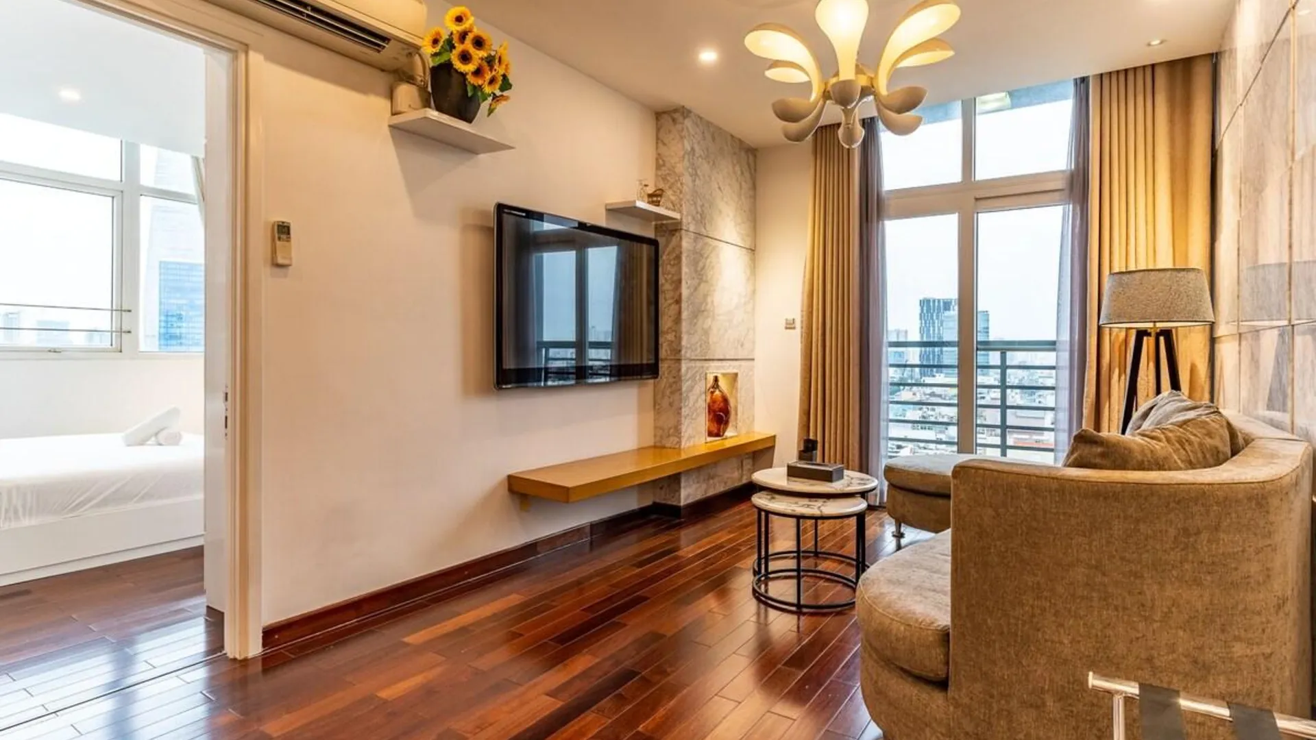 호치민 1군의 프라이빗 하우스 (80m², 침실 2개, 프라이빗 욕실 1개) 4성급 싱글룸 스위트룸