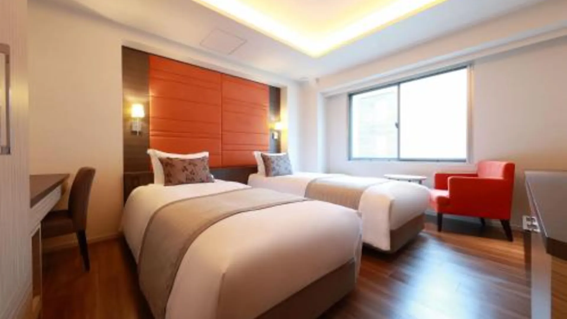 오사카 호텔 사쿠라스위트 오사카 2성급 호텔 스위트룸