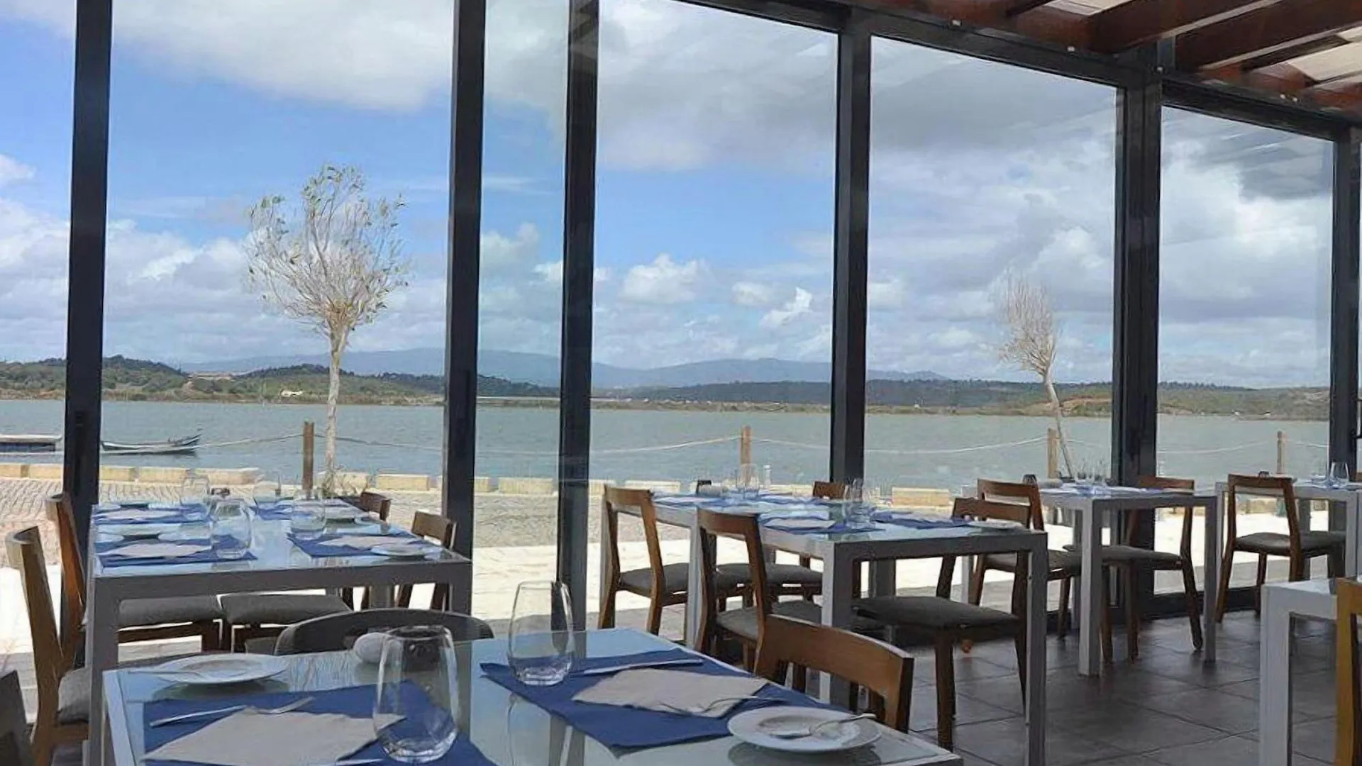 리고아 아구아호텔 리버사이드 4성급 호텔 레스토랑