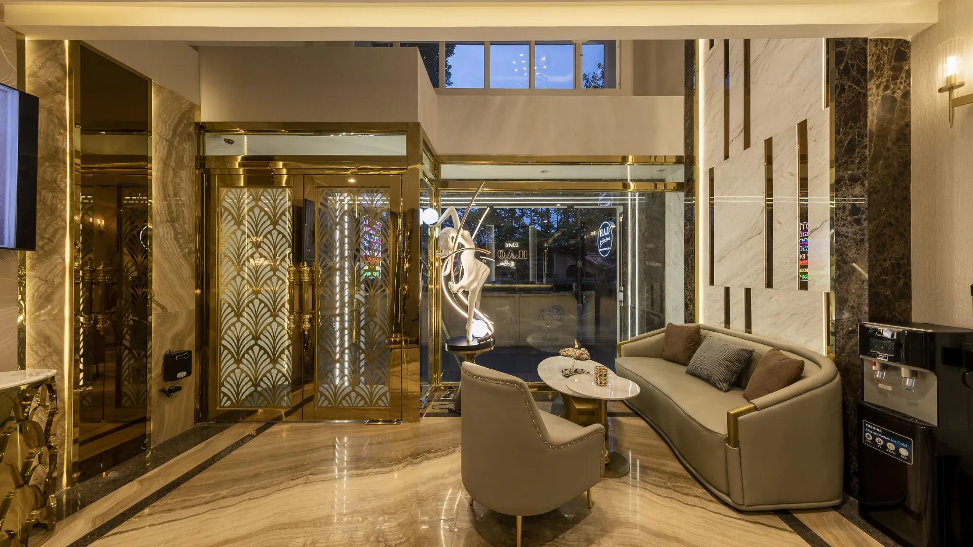 호치민 H.A.O 부티크 호텔 5성급 호텔 외관