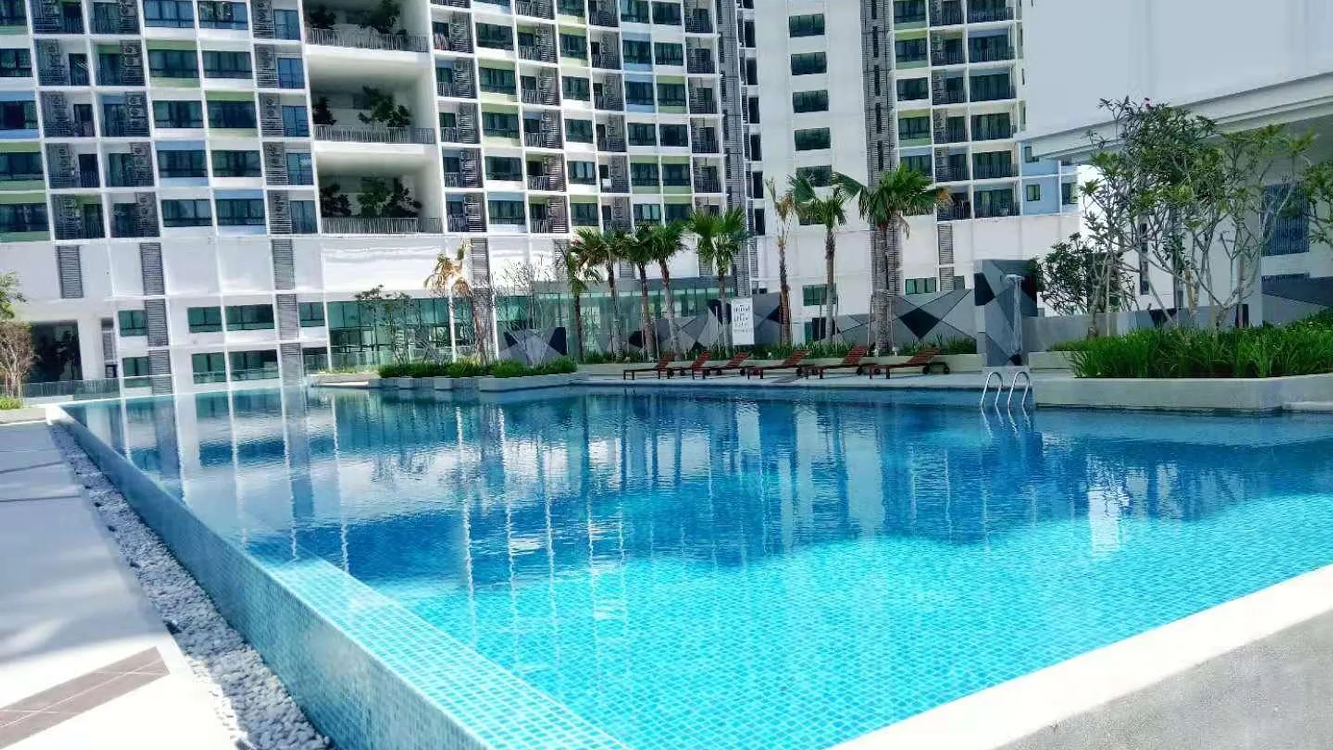 샤알람 Paris Comfort @ I-City (WiFi + Car Park) 3성급 싱글룸 레스토랑