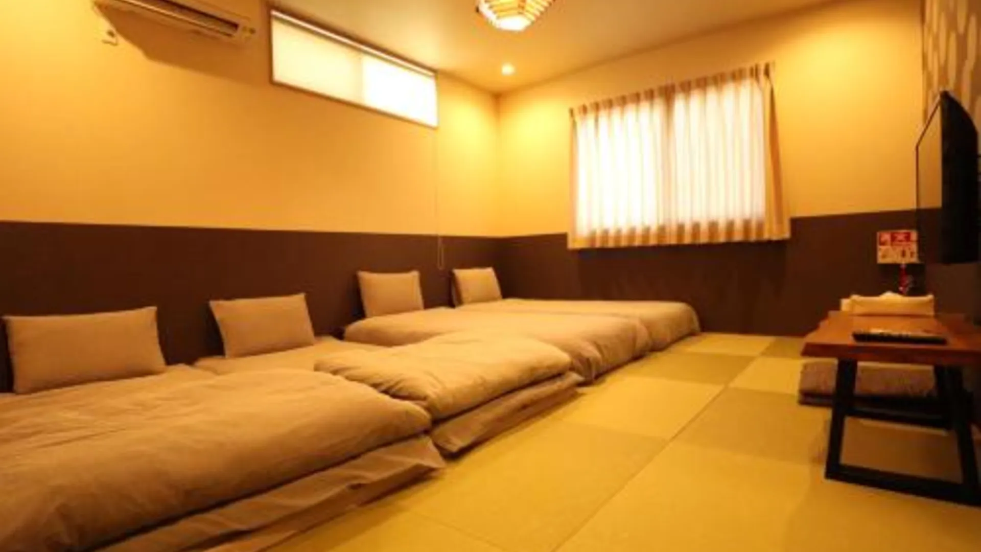 교토 KYOSTAY Iroha Komichi 3성급 게스트하우스 스위트룸