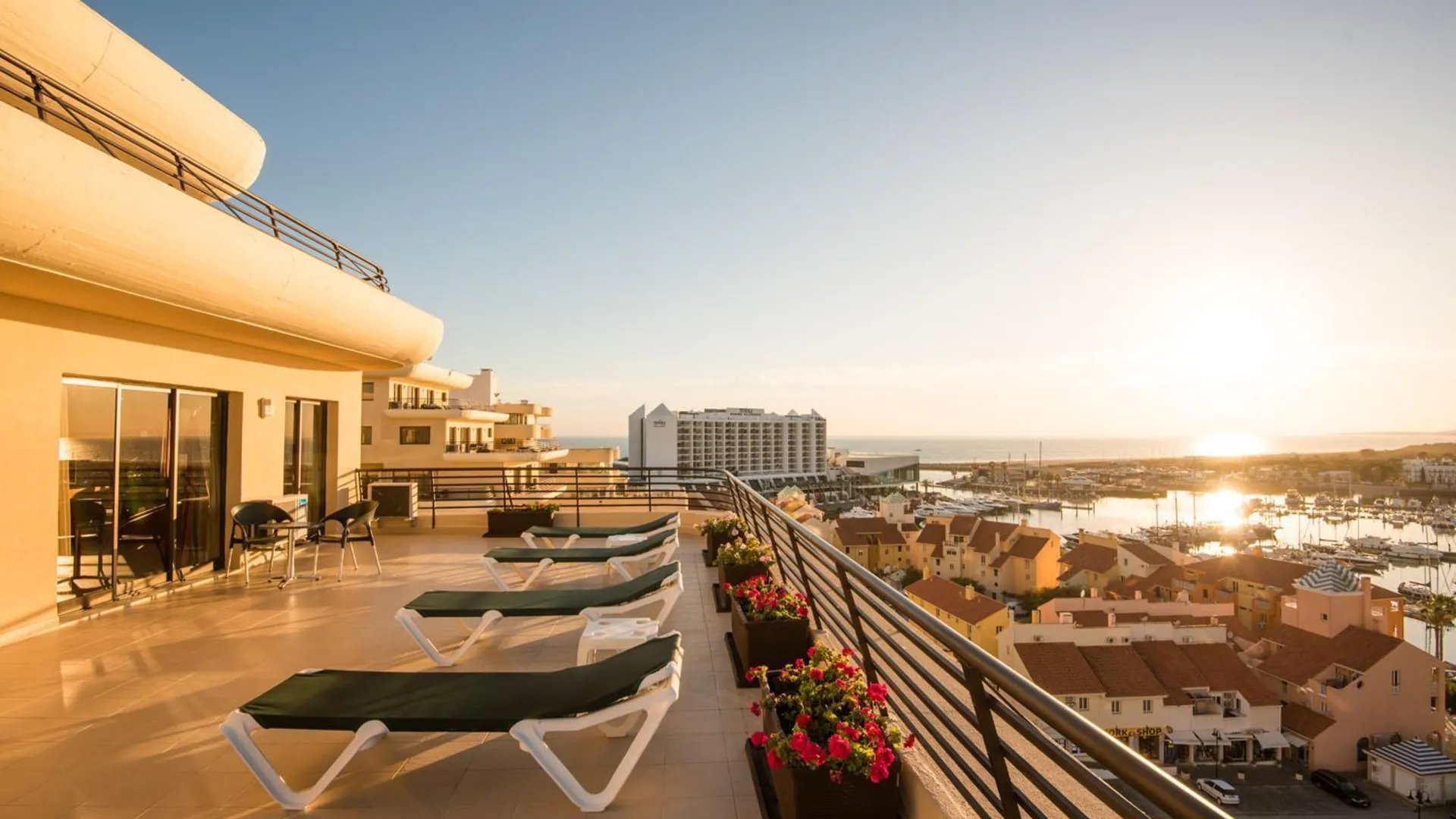 빌라무라 빌라 갈레 마리나 호텔 4성급 호텔 외관