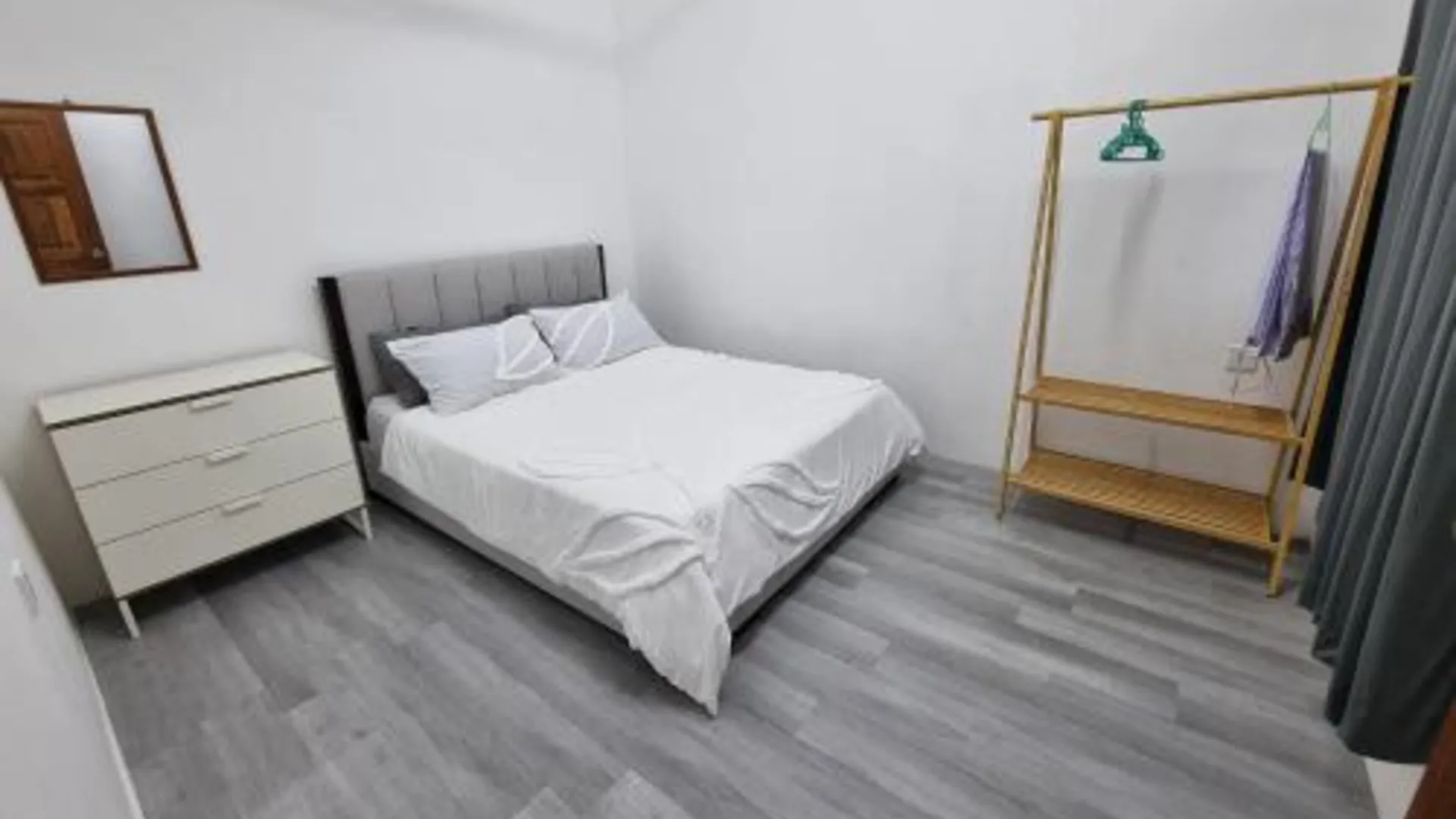 타나 메라 타나 메라의 프라이빗 하우스 (m², 침실 3개, 프라이빗 욕실 2개) 2성급 게스트하우스 레스토랑