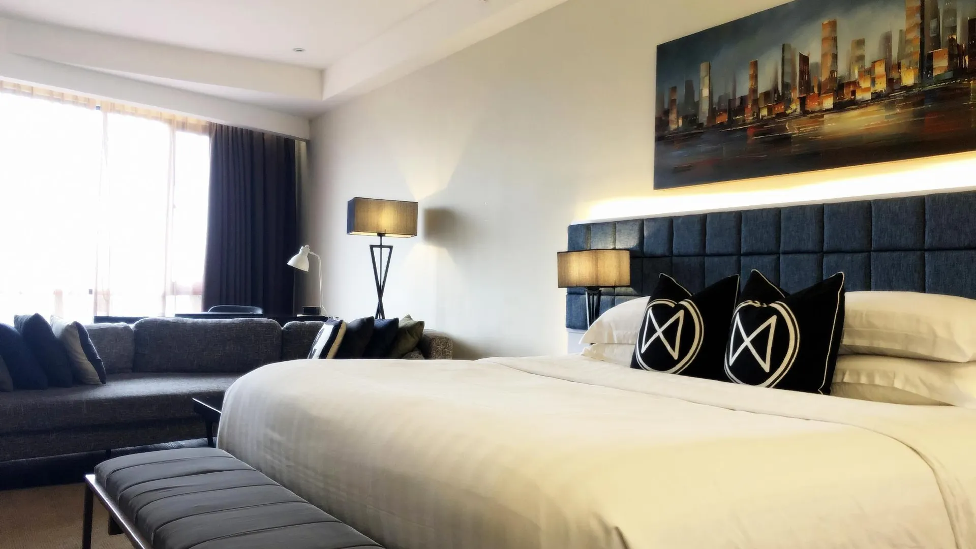 이포 M 루프 호텔 앤 레지던스 4성급 호텔 스위트룸