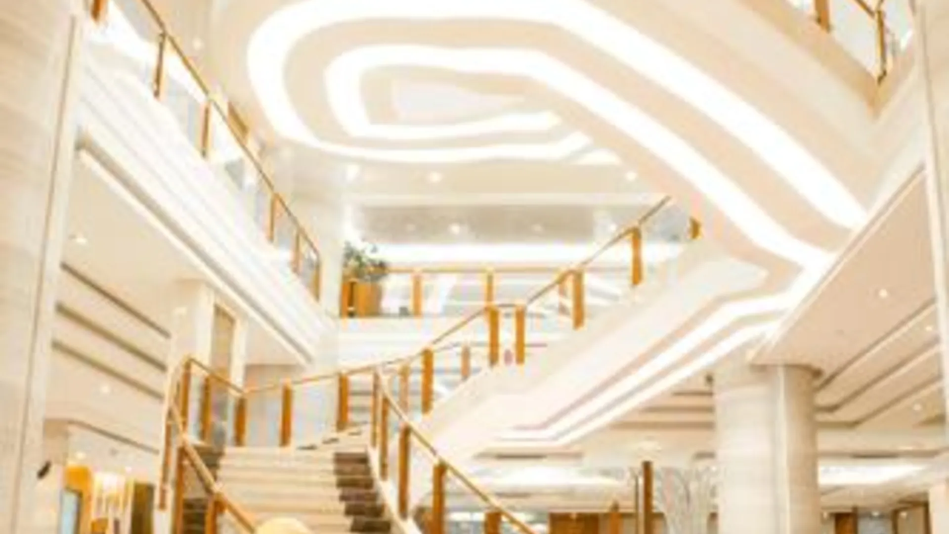 방콕 더 그랜드 포윙스 컨벤션 호텔 5성급 호텔 외관