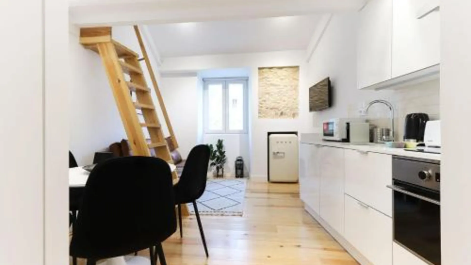 리스본 CHARMING SANTOS by HOMING 2성급 게스트하우스 로비