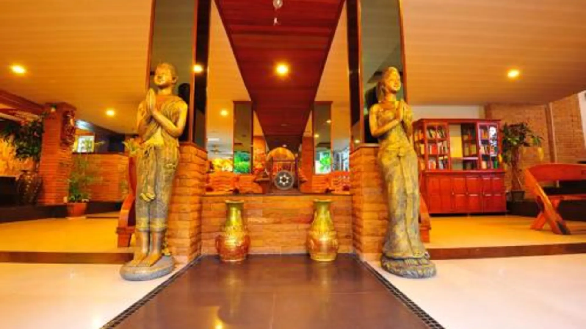 방콕 Sathorn View 4성급 게스트하우스 수영장