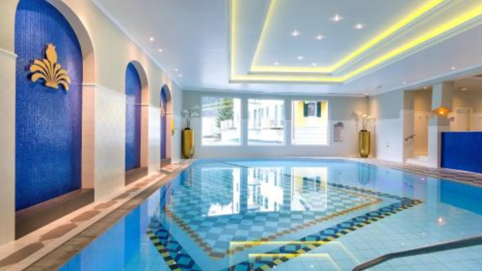 바트 가슈타인 MONDI Hotel Bellevue Gastein 4성급 호텔 수영장