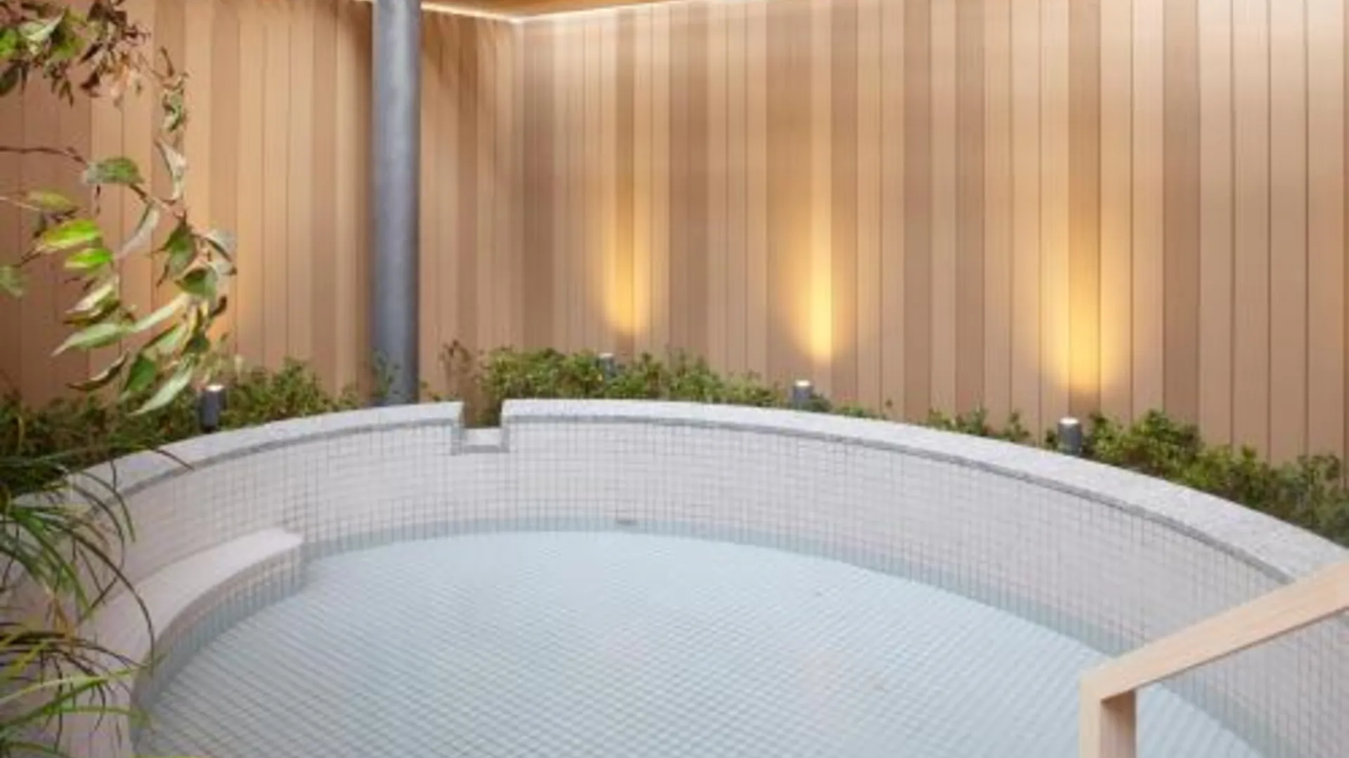 오사카 오사카 아카데미아 3성급 호텔 외관