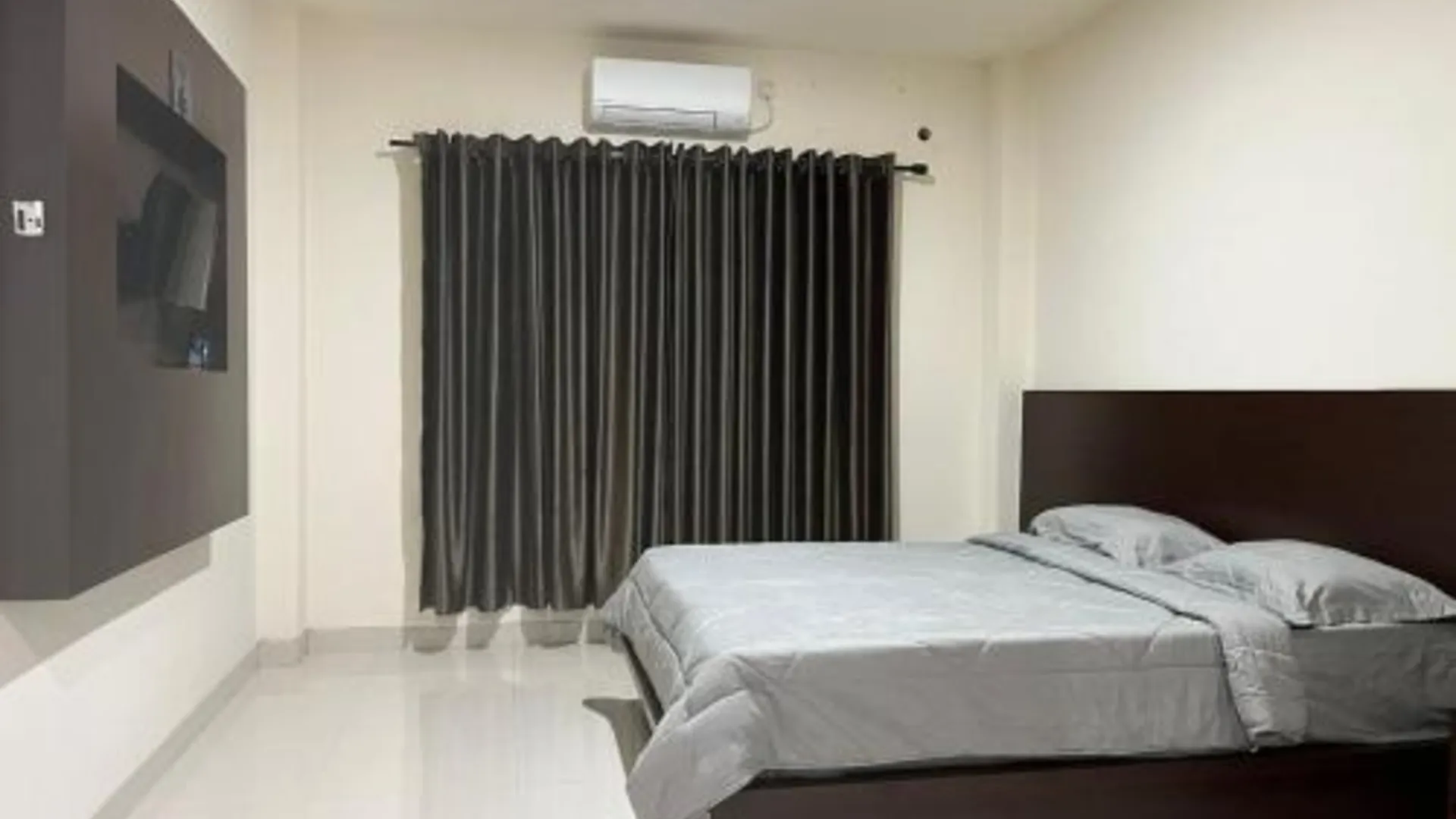 마카사르 De capitol Hotel Syariah 호텔 스위트룸