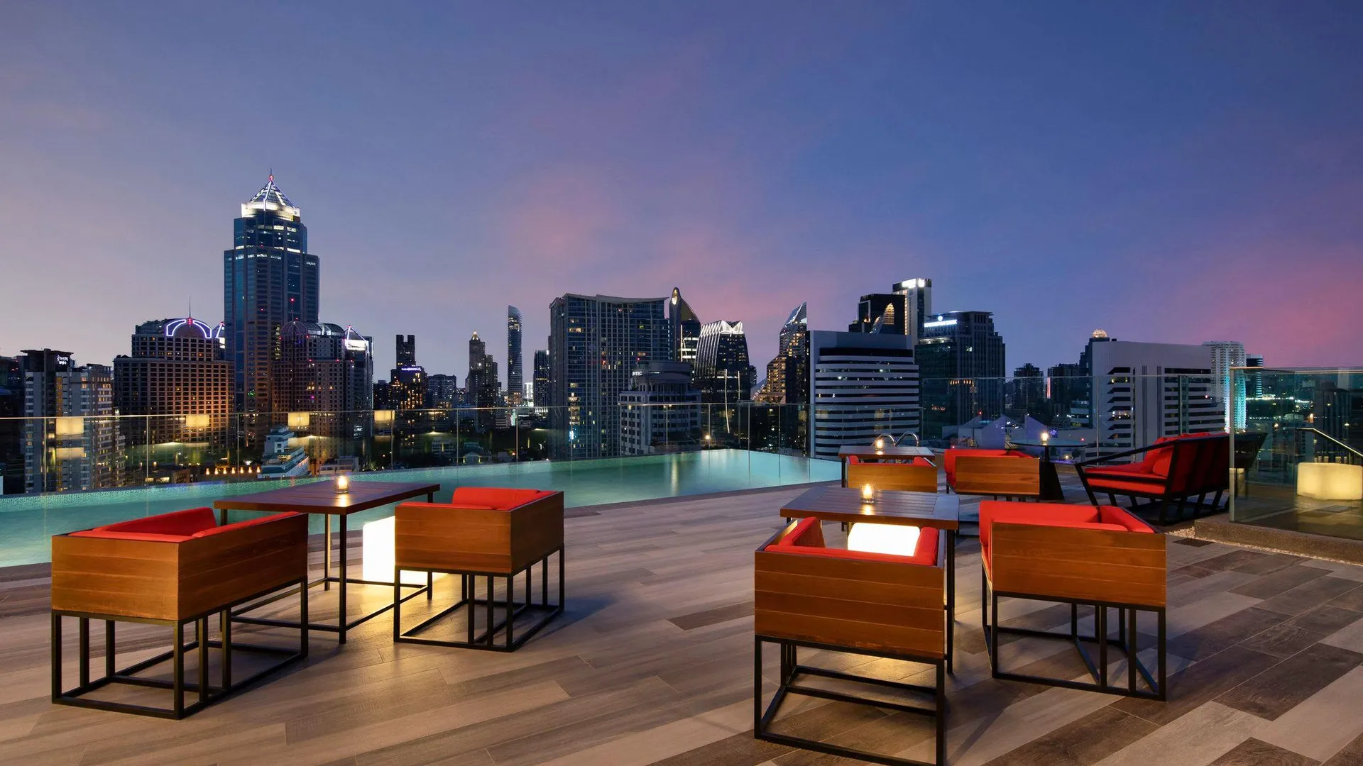 방콕 노보텔 방콕 수쿰빗 4 4성급 호텔 스위트룸