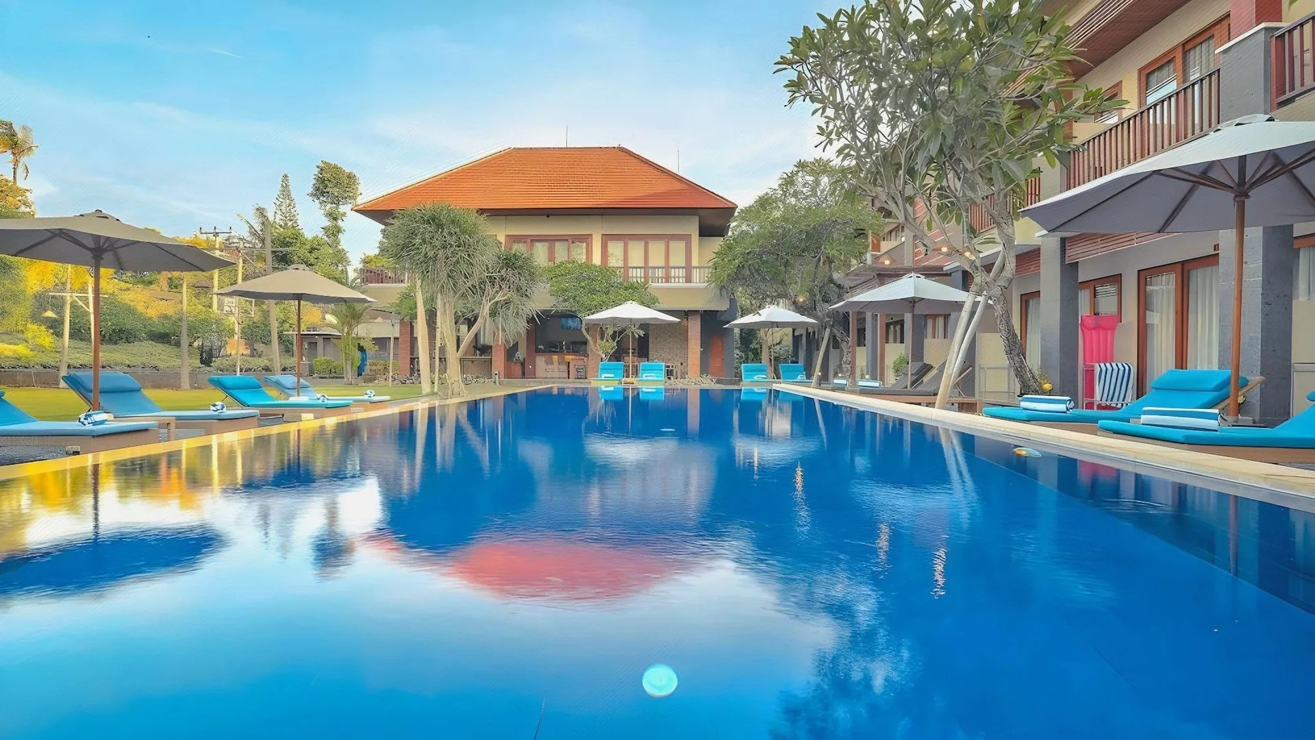 발리 쿠부 쳄파카 스미냑 호텔 4성급 호텔 객실