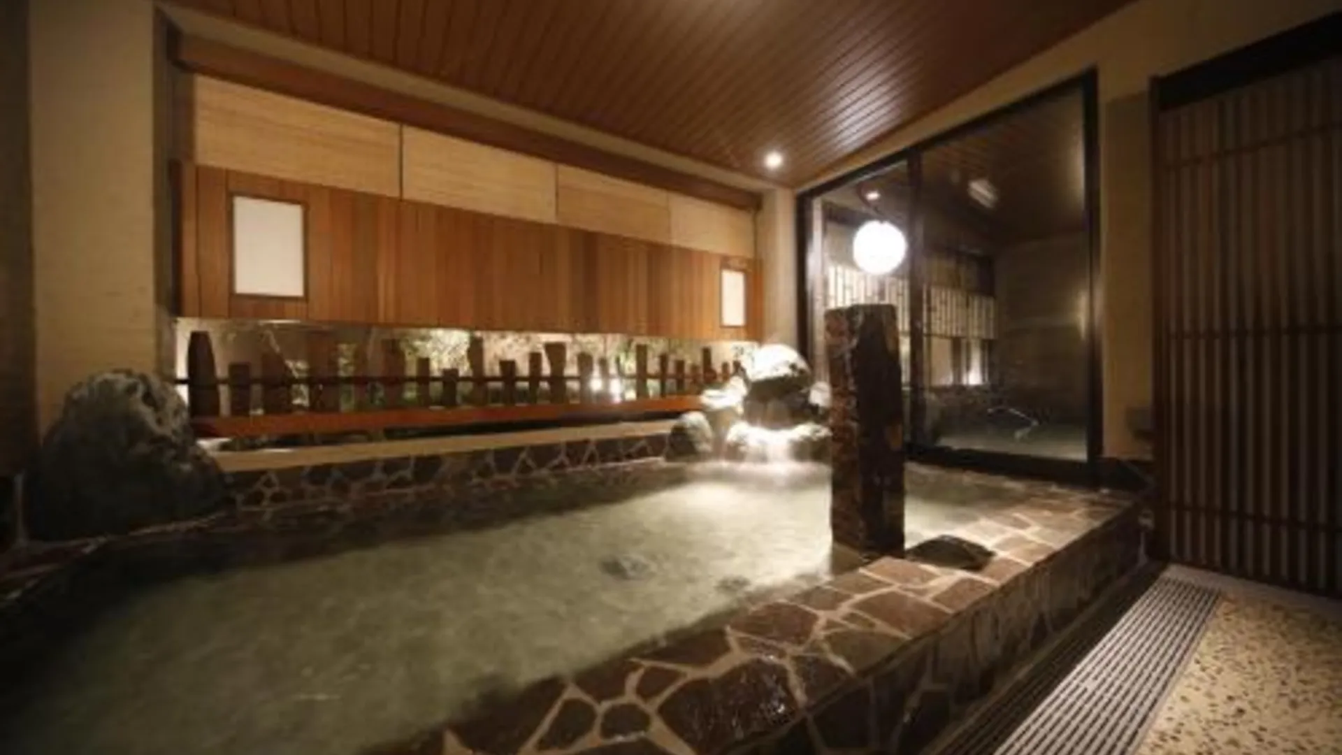 오사카 도미 인 프리미엄 오사카 기타하마 핫 스프링 4성급 호텔 로비