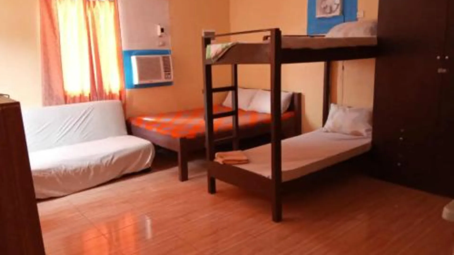 세부 리찌피나 커머셜 플라자 3성급 게스트하우스 전망