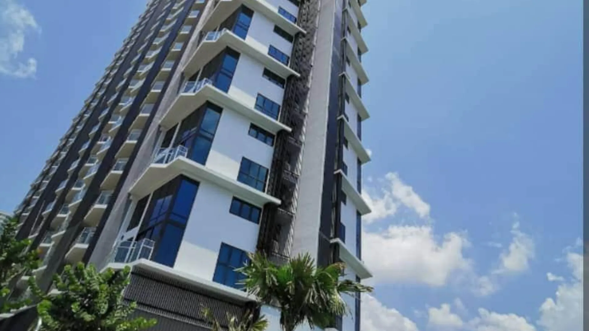 조호바루 / 조호르바루 Almas Couple Cozy Modern Blue Loft Netflix BySTAY 3성급 게스트하우스 외관