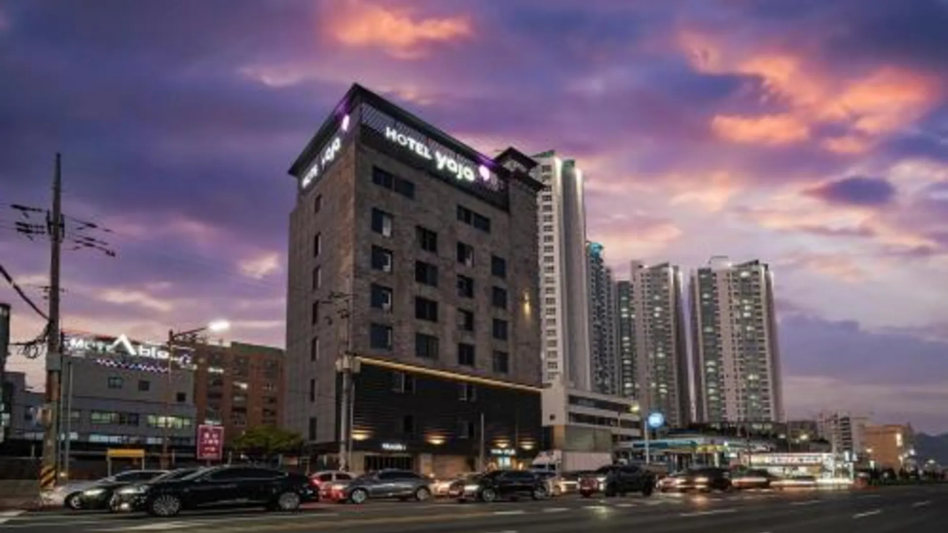 창원 호텔야자 마산오동점 3성급 호텔 외관