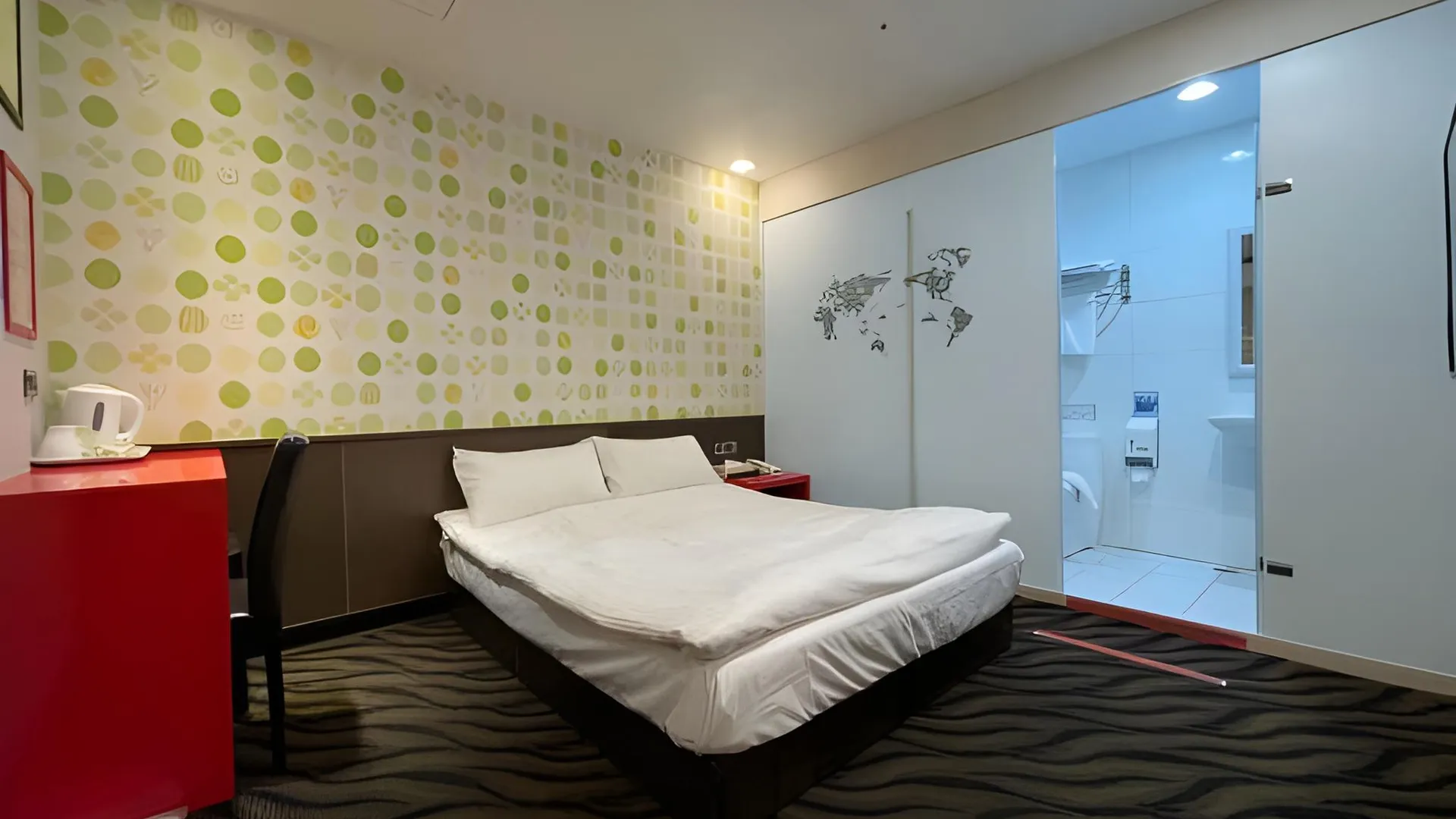 타이베이 퍼니 시먼 호텔 2성급 호텔 스위트룸