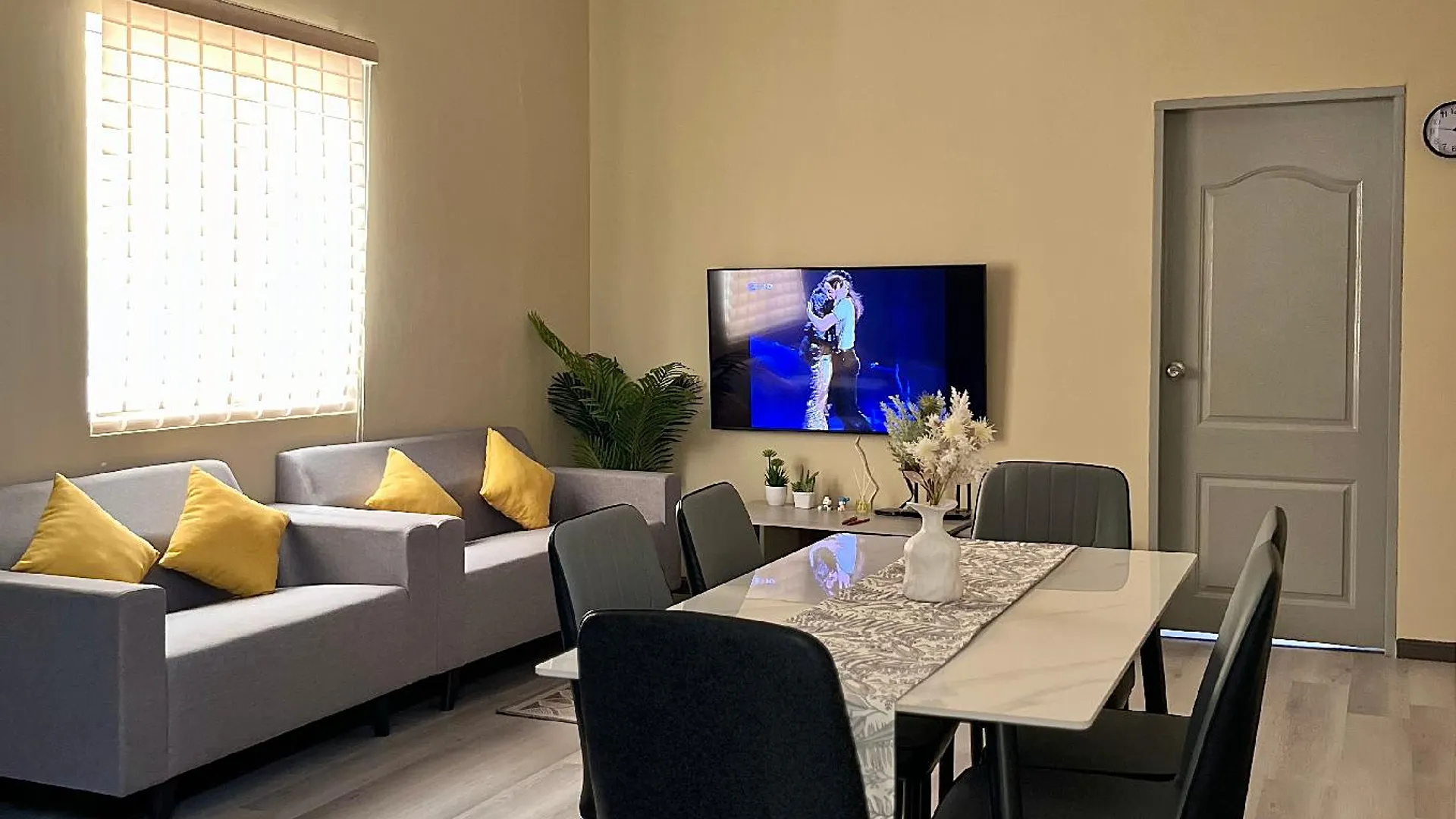 코타키나발루 세팡가르의 프라이빗 하우스 (m², 침실 3개, 프라이빗 욕실 4개) 4성급 싱글룸 객실