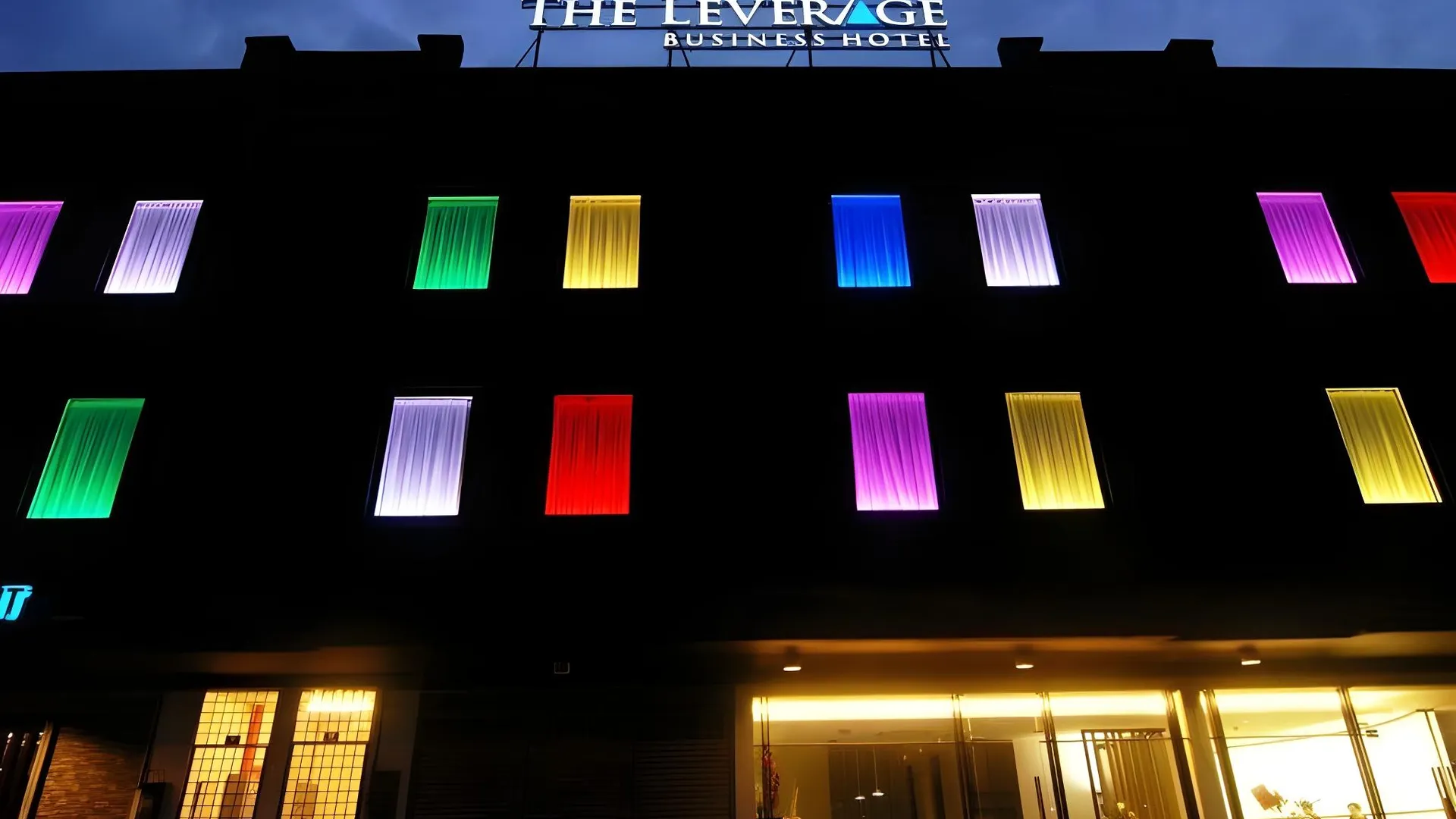 알로스타 / 알로르세타르 더 리버레이지 비즈니스 호텔 (반다르 바루 메르공) 3성급 호텔 객실