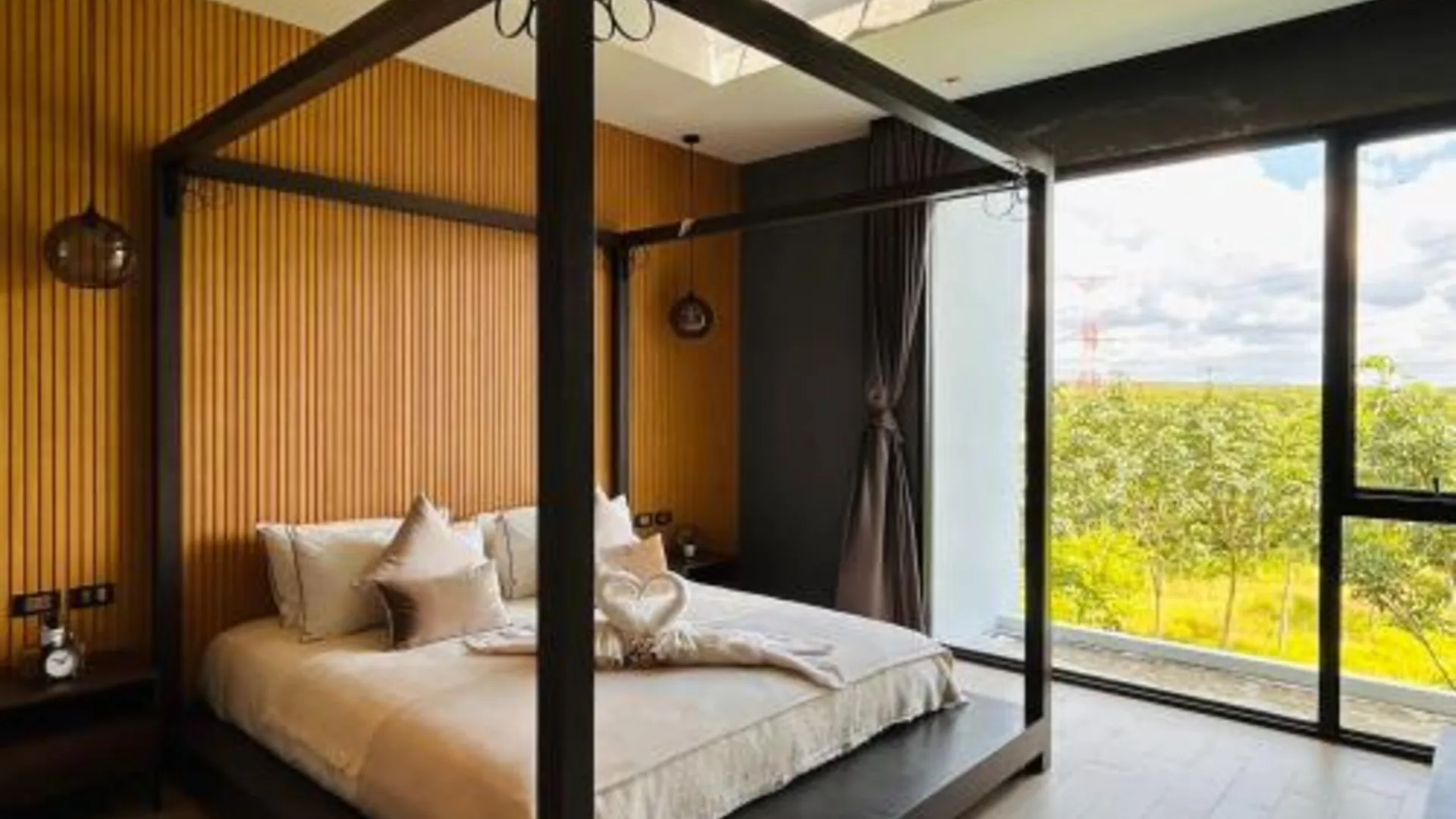 푸켓 Tierra Utopia 4성급 호텔 스위트룸