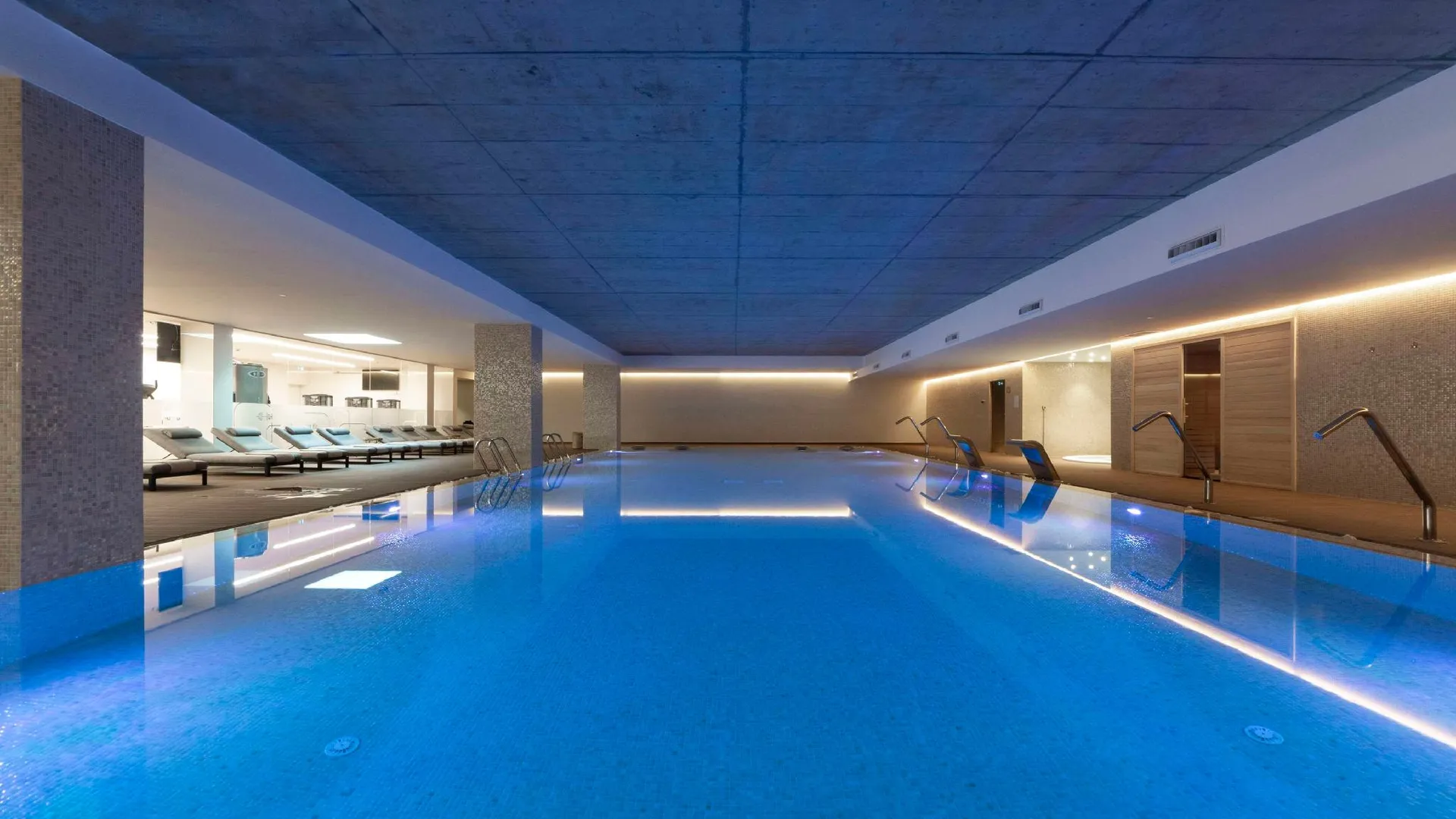 빌라 노바 드 가이아 Boeira Garden Hotel Porto Gaia, Curio Collection by Hilton 5성급 호텔 스위트룸