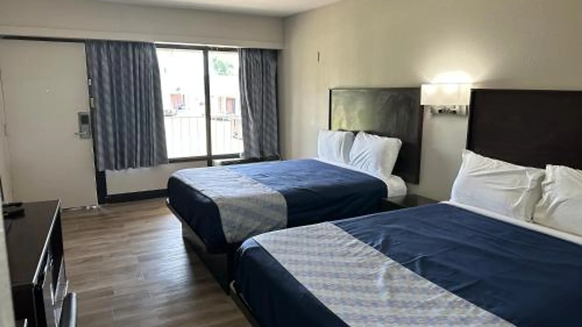 오크데일 (LA) 오크우드 인 오크데일 2성급 호텔 객실