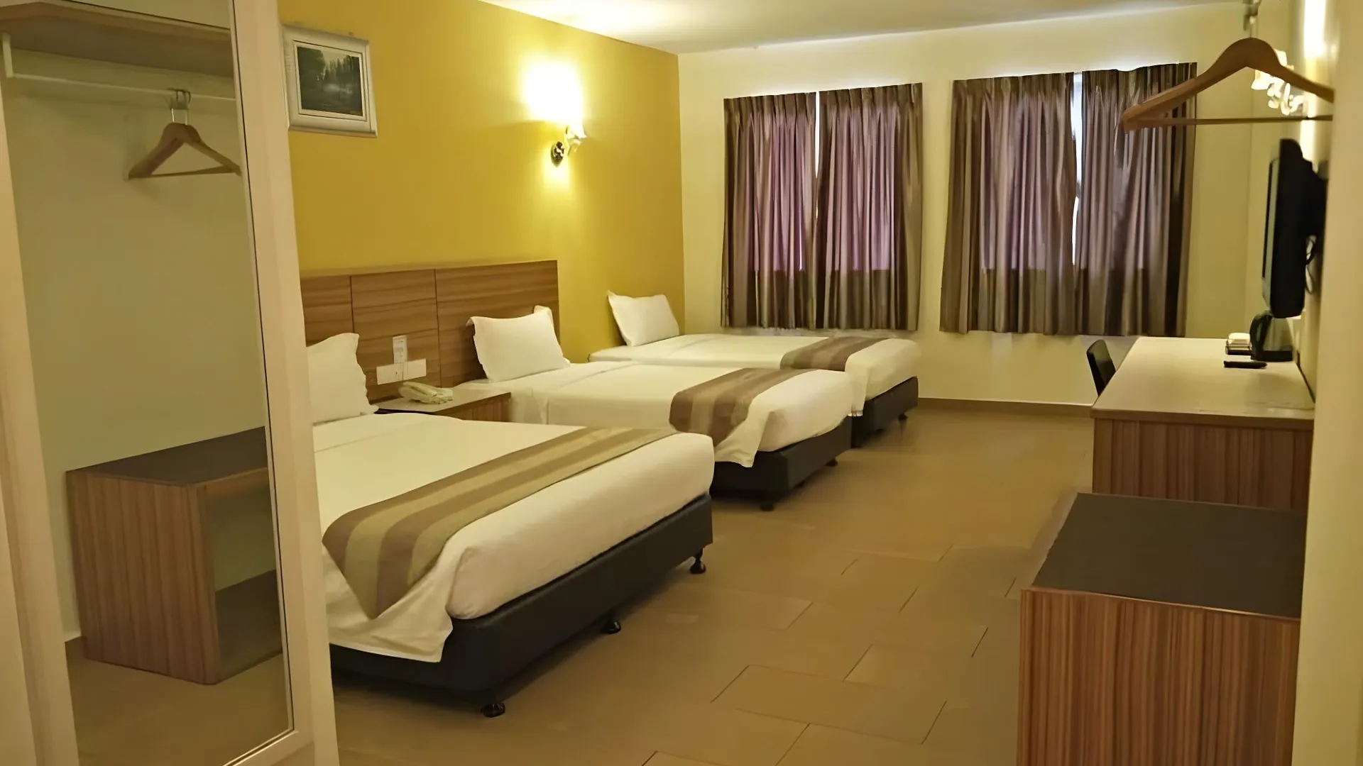 틀룩인탄 그랜드 코트 호텔 3성급 호텔 스위트룸