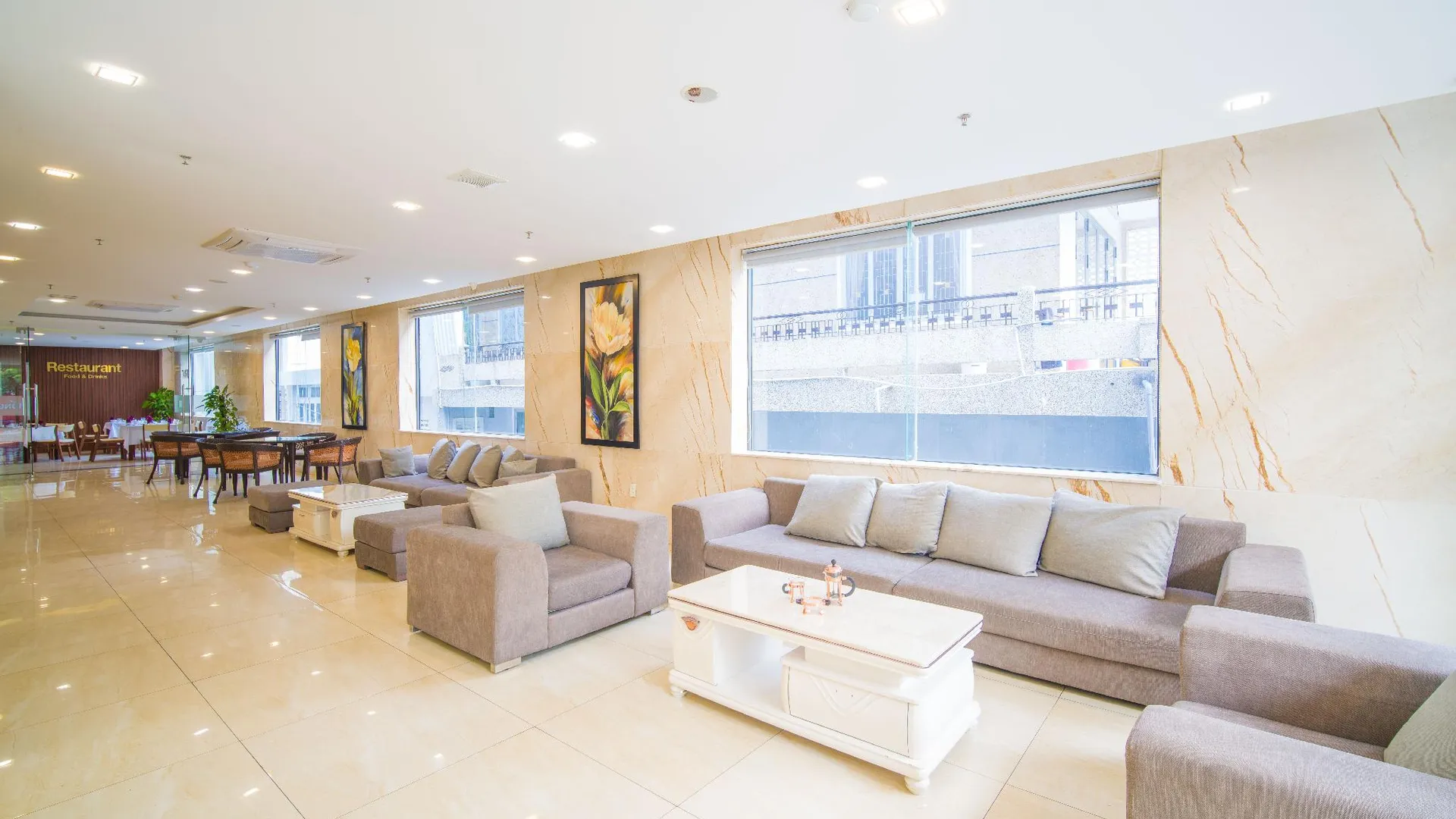 다낭 꿕 꾸엉 호텔 앤 아파트먼트 다낭 바이 하빌랜드 3성급 호텔 로비