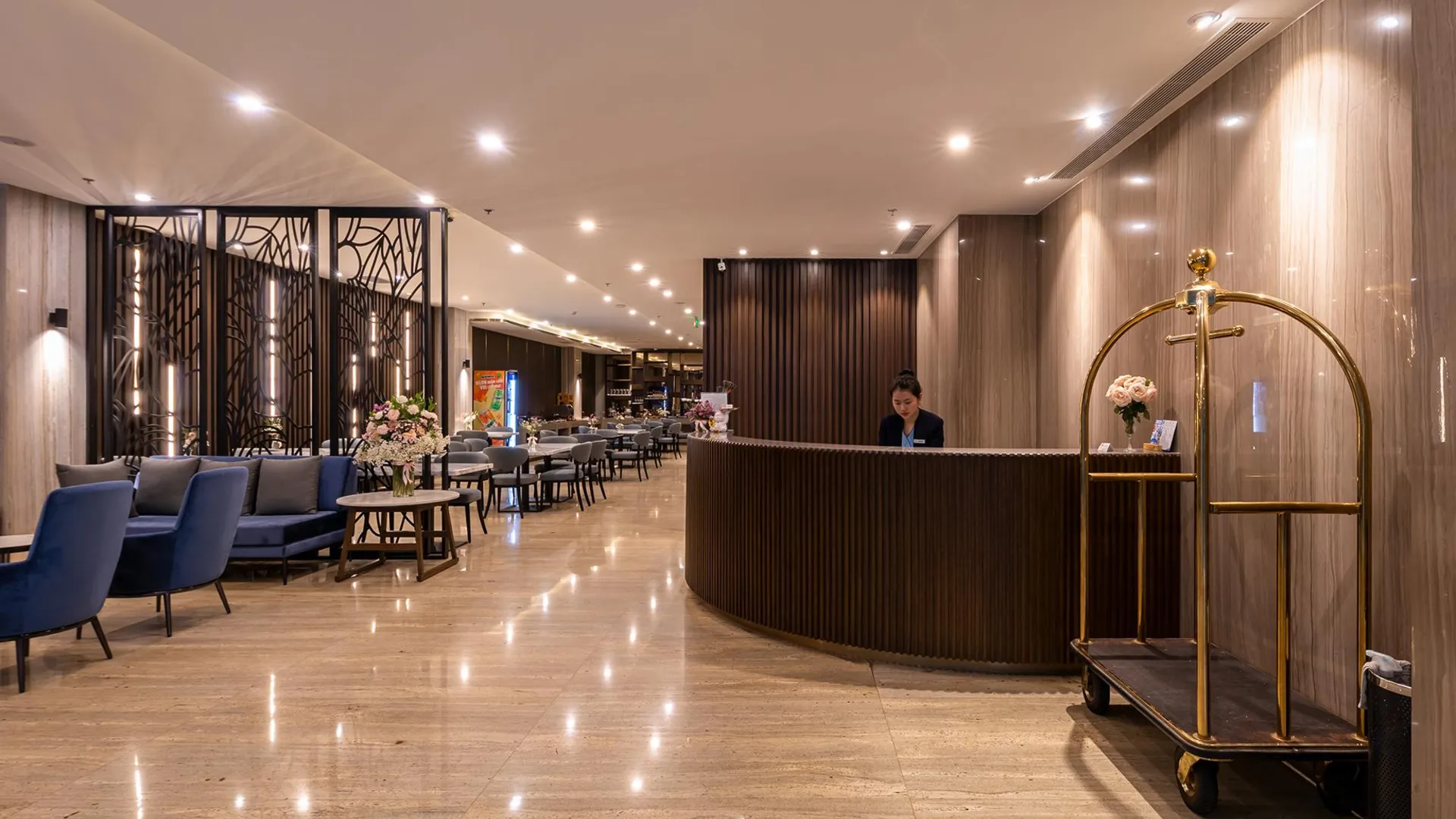 호치민 냣 하 라비시 호텔 3성급 호텔 외관