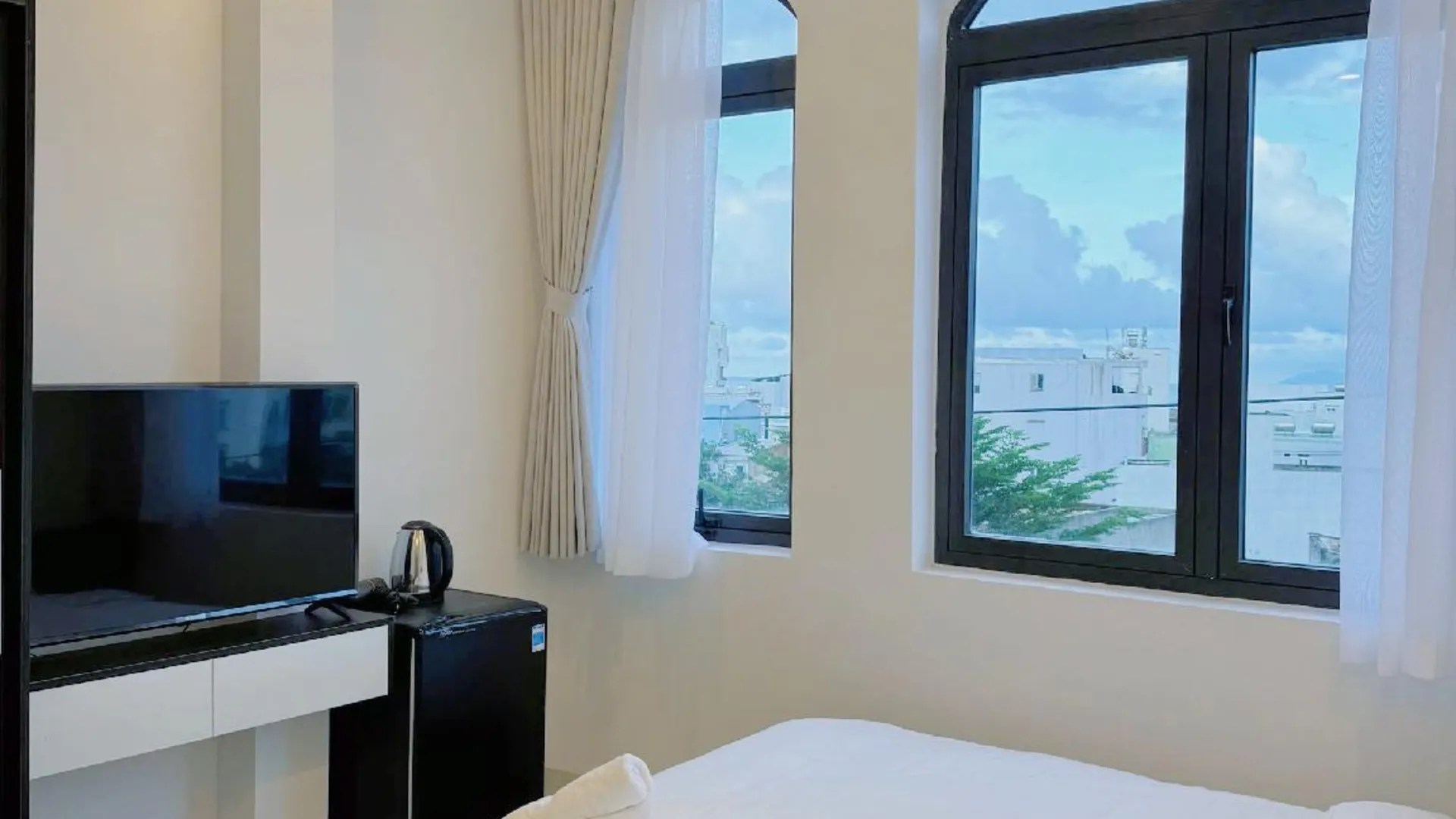 다낭 아니아 비치사이드 호텔 다낭 1성급 호텔 외관