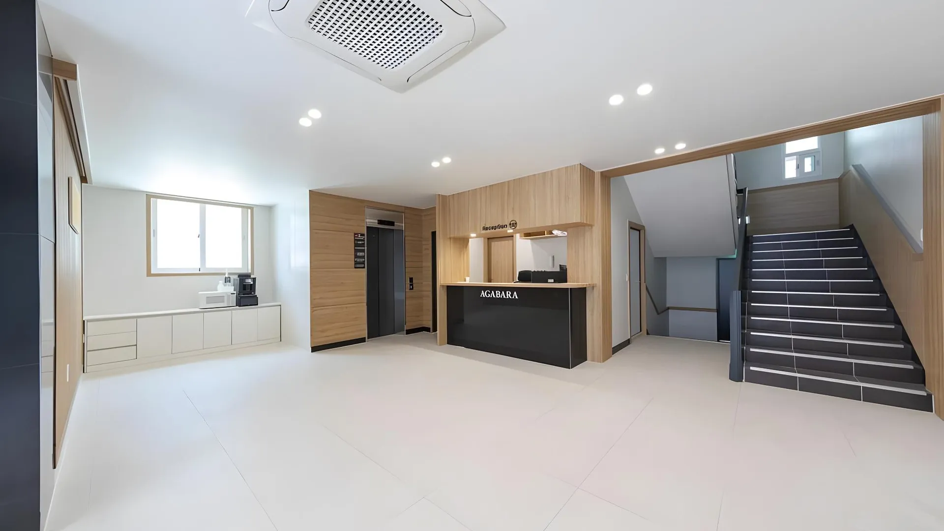 강릉 아가바라 강릉 2성급 게스트하우스 로비