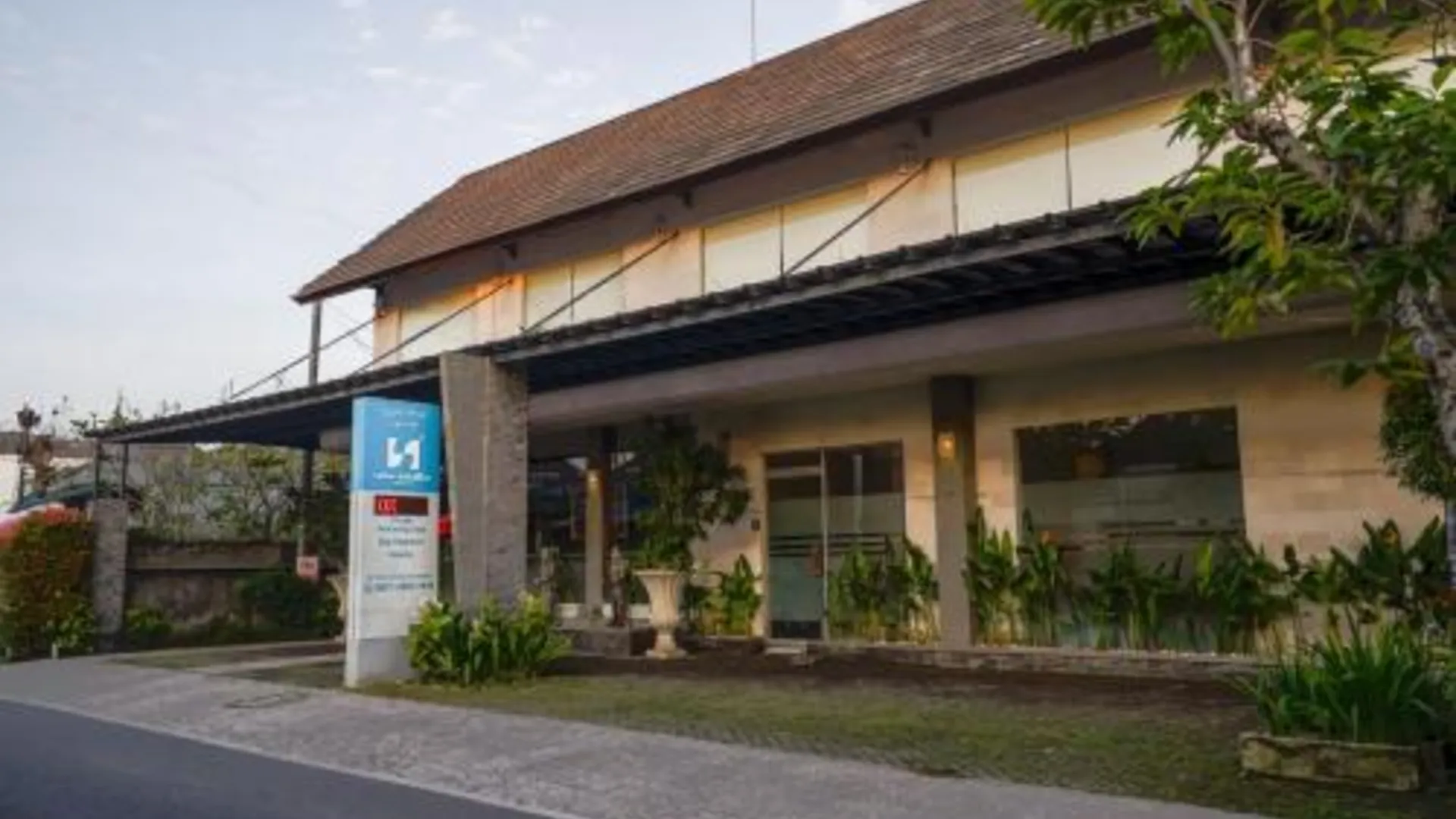 발리 스위스-벨빌라스 우말라스 4성급 호텔 레스토랑