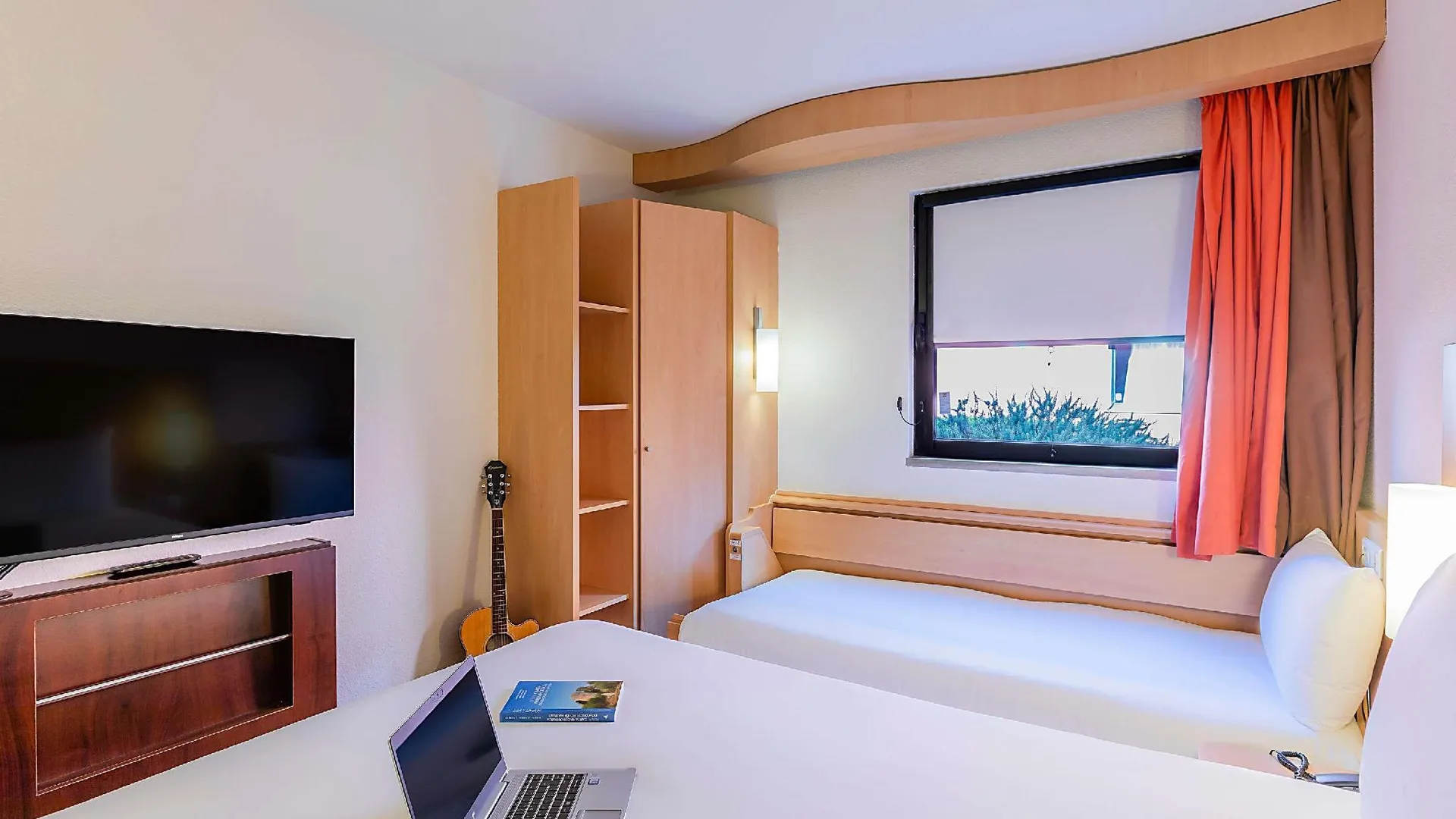 신트라 이비스 리스보아 신트라 2성급 호텔 스위트룸