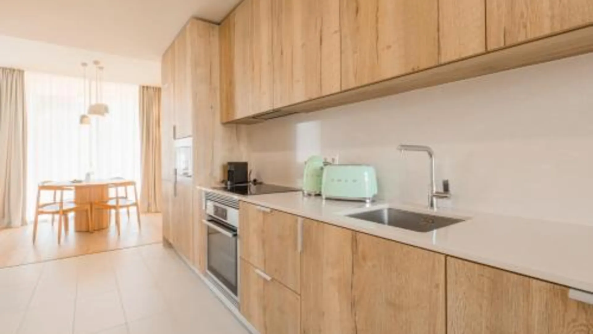 리고아 White Shell Beach Villas 4성급 호텔 전망