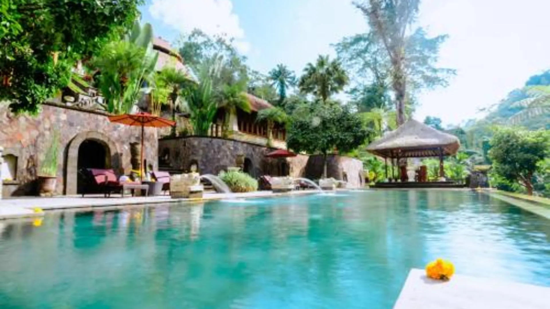 발리 바구스 자티 헬스 앤 웰빙 리트리트 4성급 호텔 로비