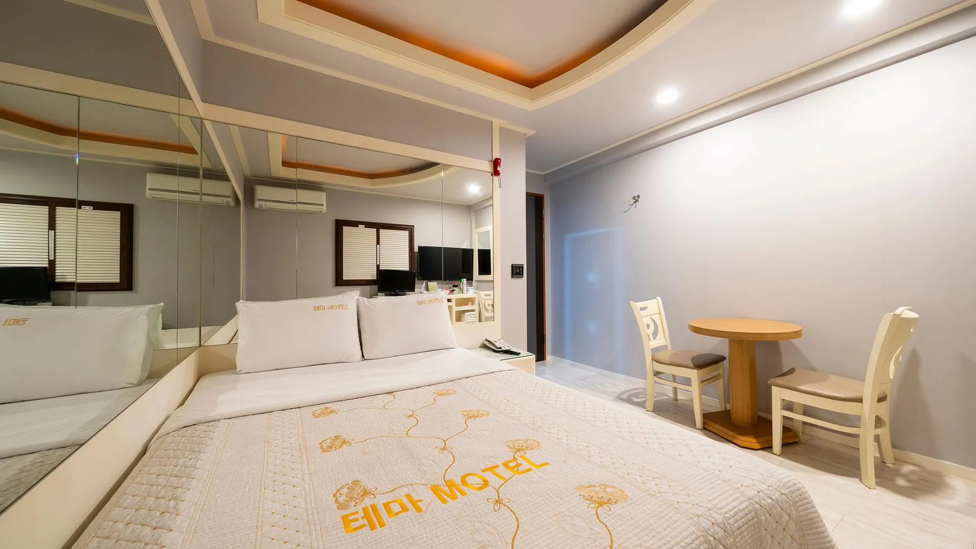 김포 김포(통진) 테마 호텔 스위트룸