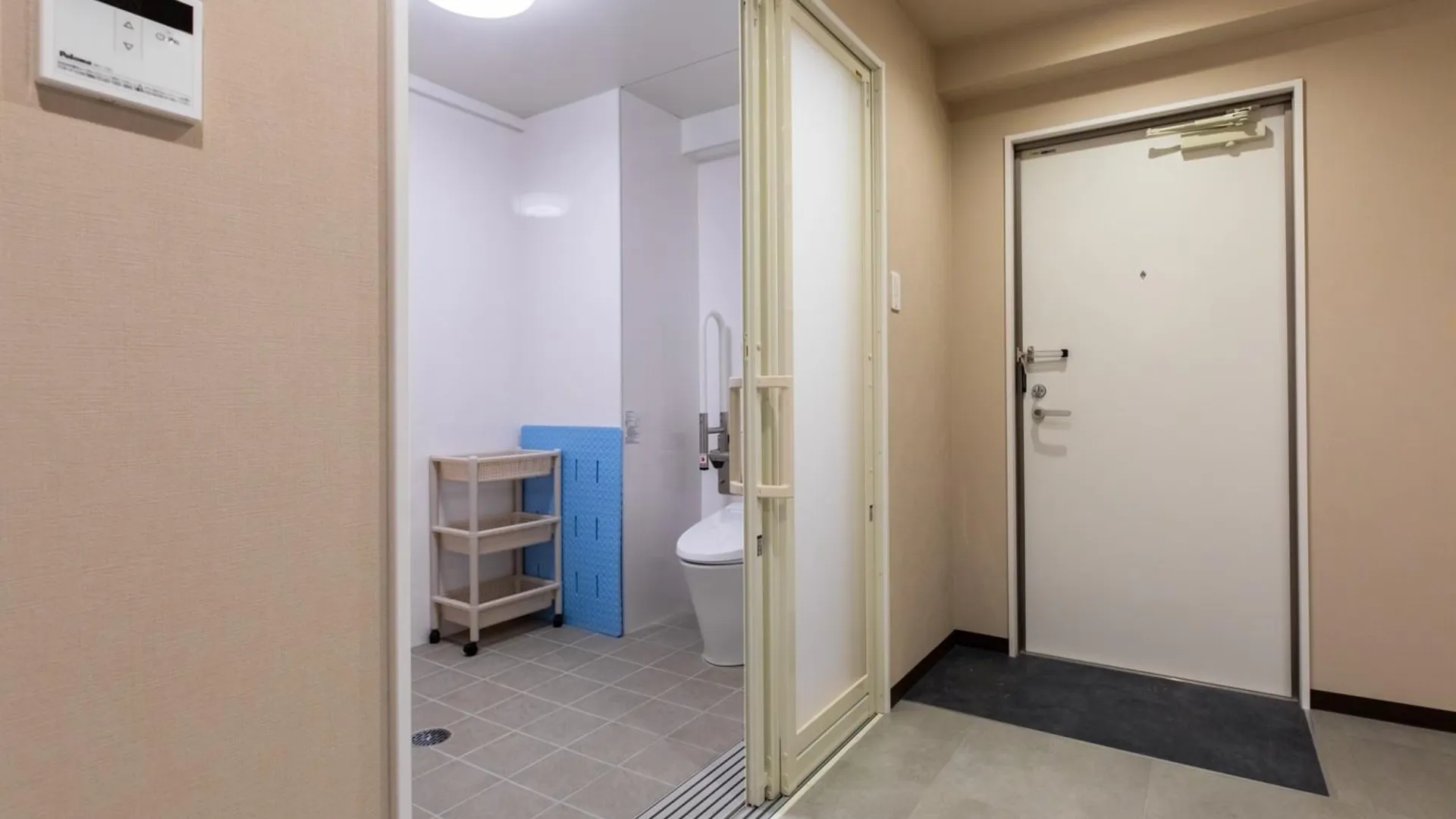 오키나와 본섬 미스터 긴조 그랜드 블루 차탄 3성급 호텔 수영장