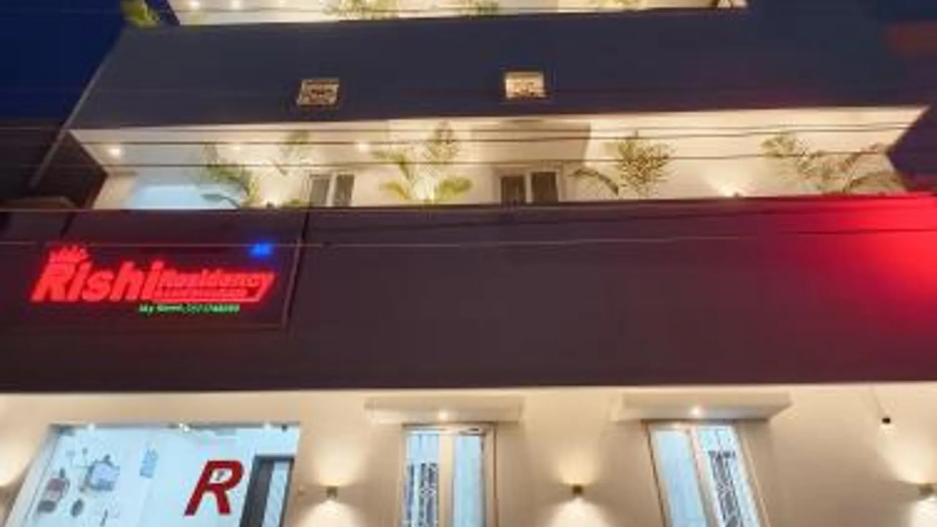 람메스와람 Rishi Residency 호텔 로비