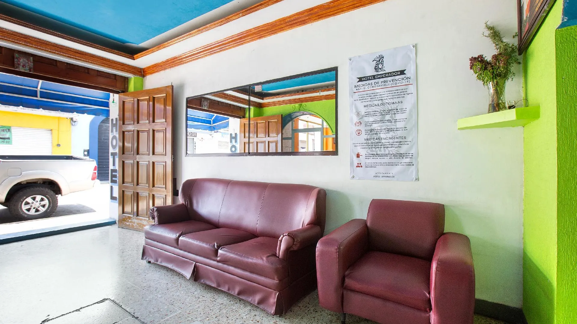 오악사카 OYO 호텔 엠페라도르, 오악사카 2성급 호텔 부대시설