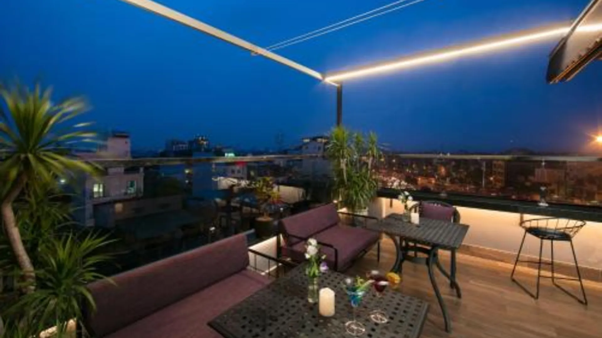 하노이 하노이 피에스타 호텔 앤 스파 4성급 호텔 외관